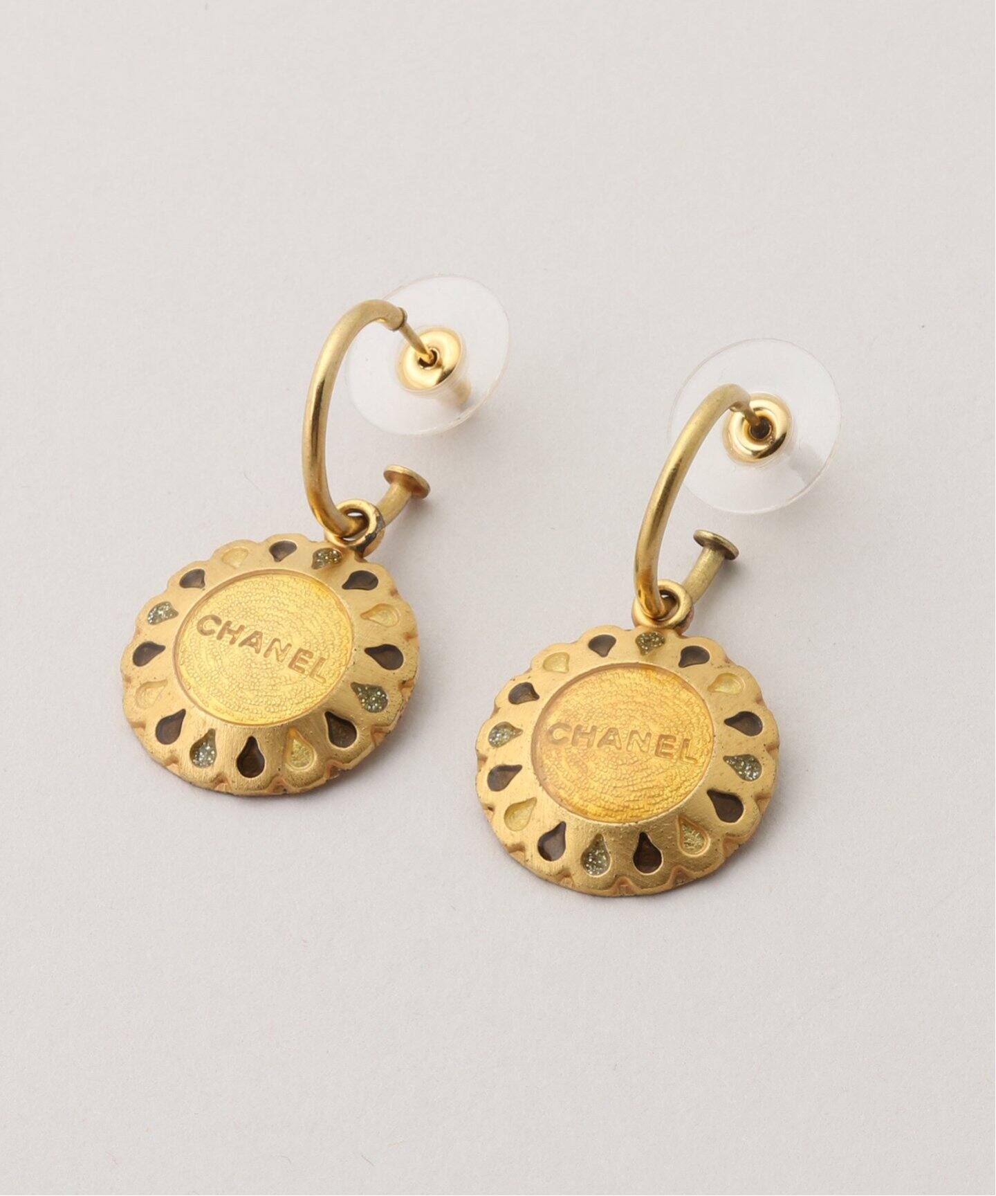 VINTAGE CHANEL/シャネル】ピアス logo flower hoop 99a(両耳)（ピアス  