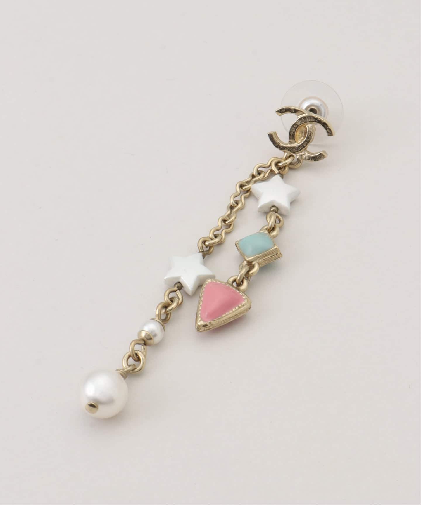 CHANELパールピアス両耳 CHANEL/シャネル】 pierce logo star pearl (両耳)（ピアス（両耳用