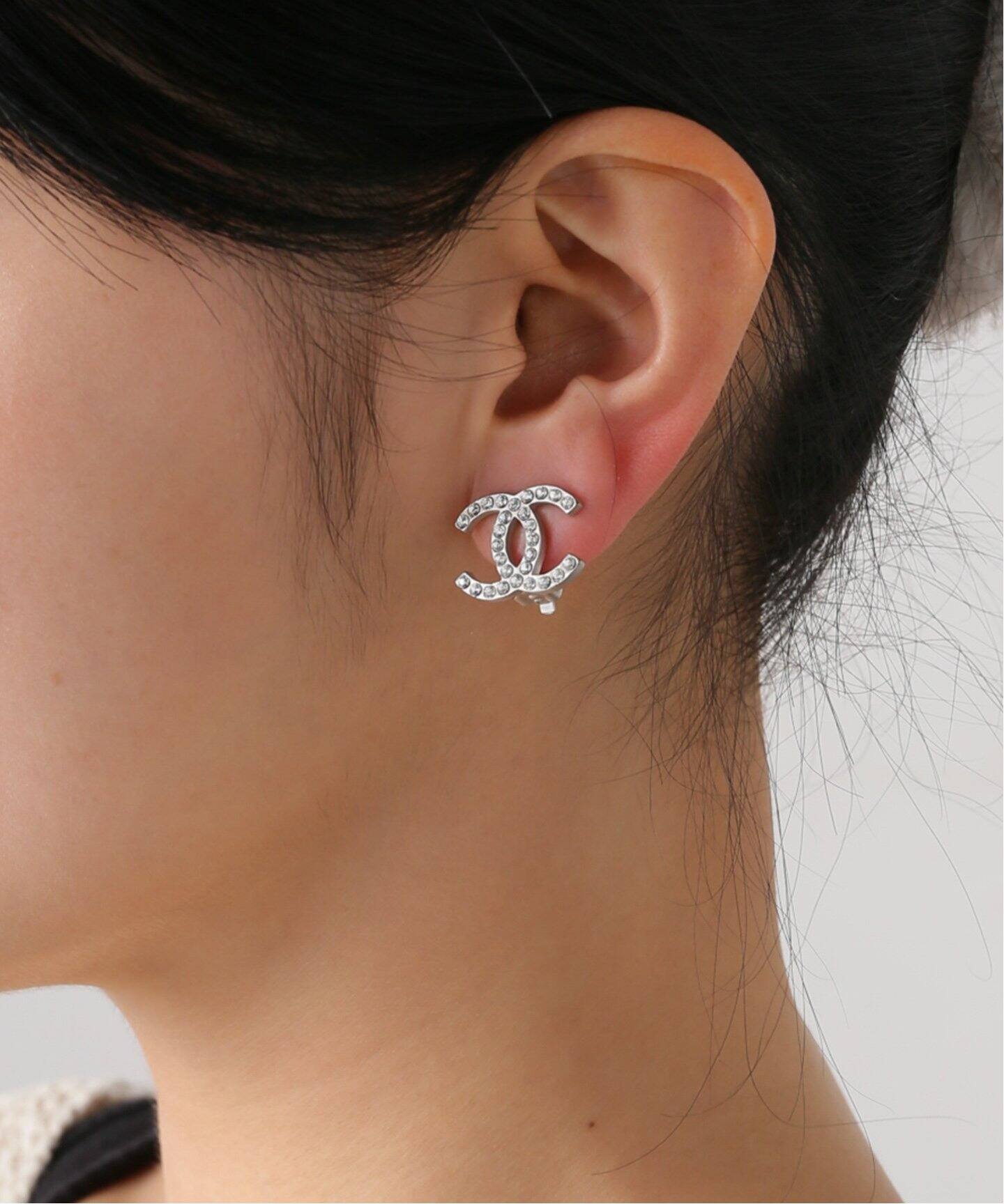 VINTAGE CHANEL/シャネル】 earring logo (両耳)（イヤリング 