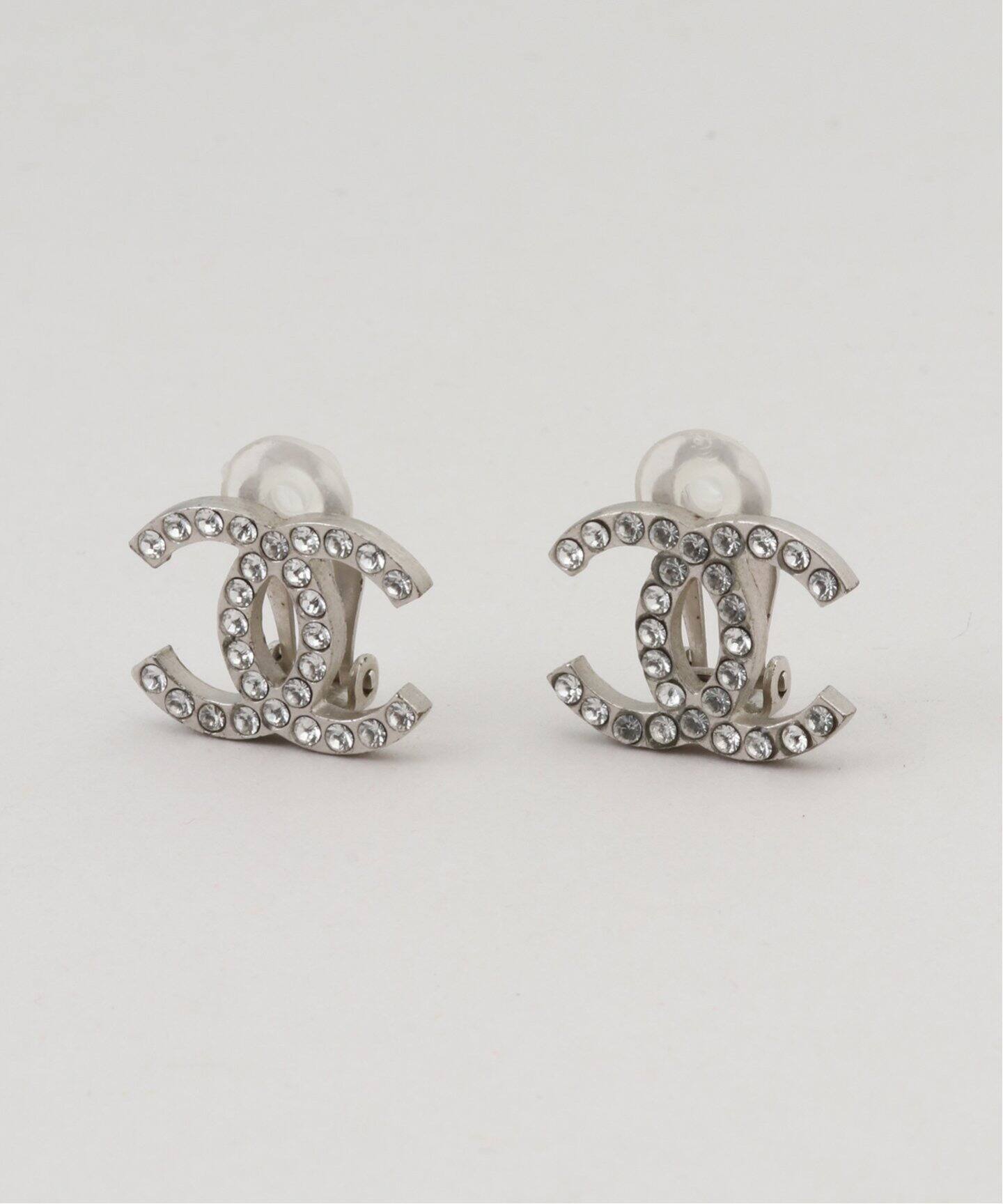 VINTAGE CHANEL/シャネル】イヤリング logo（イヤリング）｜ENSEMBLE  