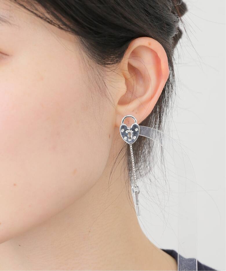 VINTAGE DIOR/ディオール】 pierce hear-padlock d-key(両耳)（ピアス 