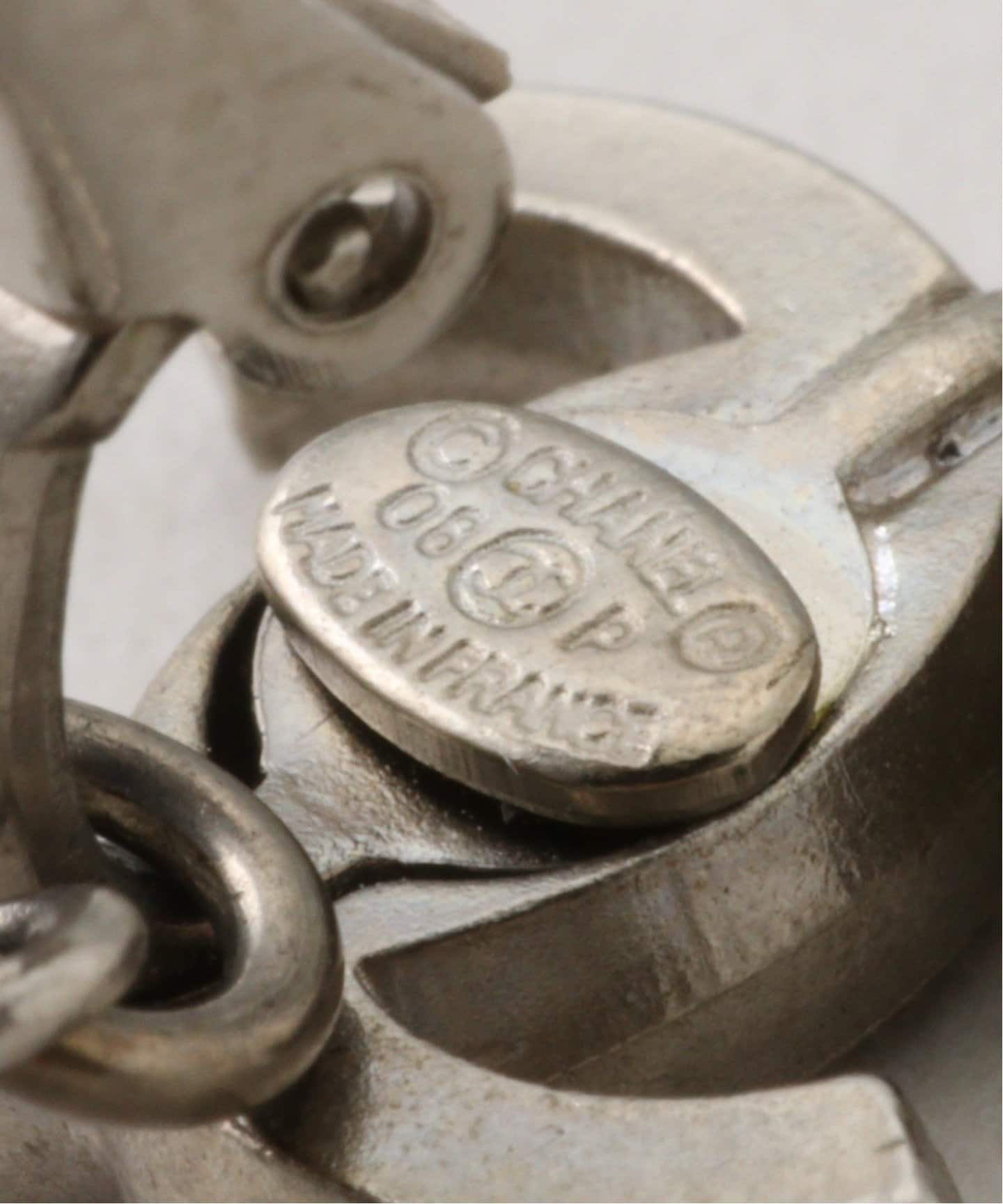 CHANEL/シャネル/ピアス/片耳/ゴールド/ねじれ/ヴィンテージ 2025年最新】Yahoo!オークション -シャネル ピアス 片耳の中古品