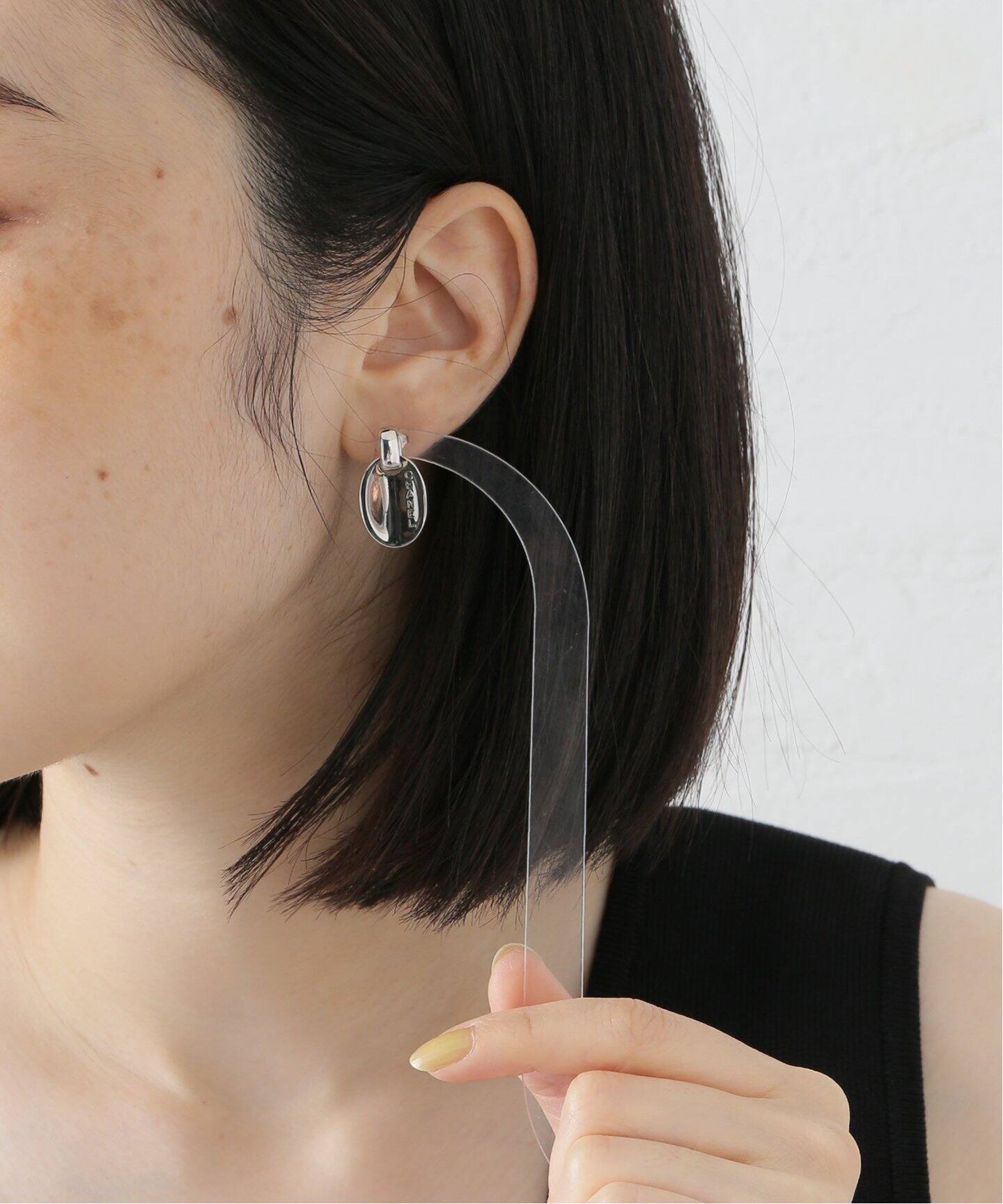VINTAGE CHANEL/シャネル】pierce logo oval plate (両耳)（ピアス（両 