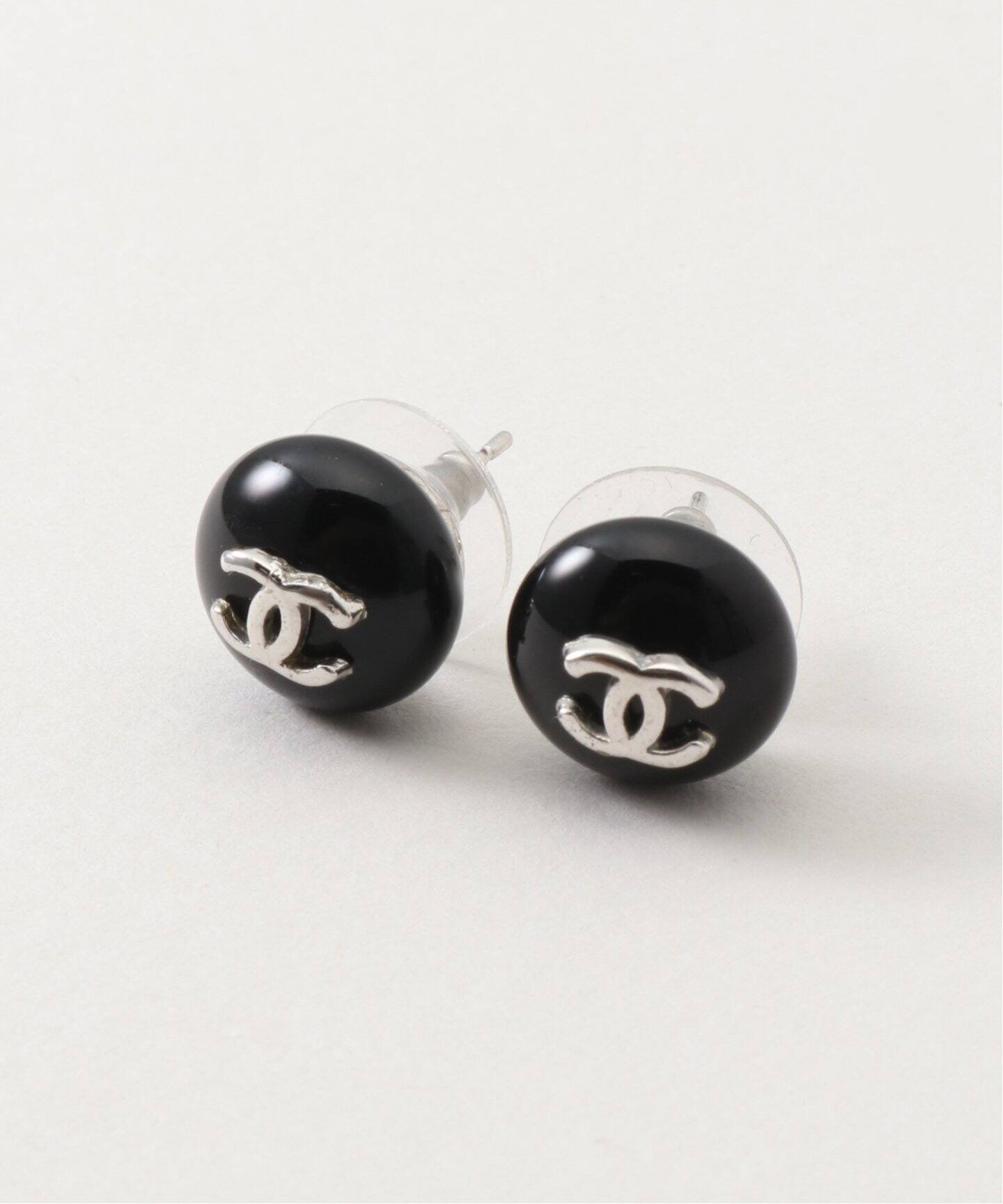 VINTAGE CHANEL/シャネル】 pierce logo black round(両耳)（ピアス  
