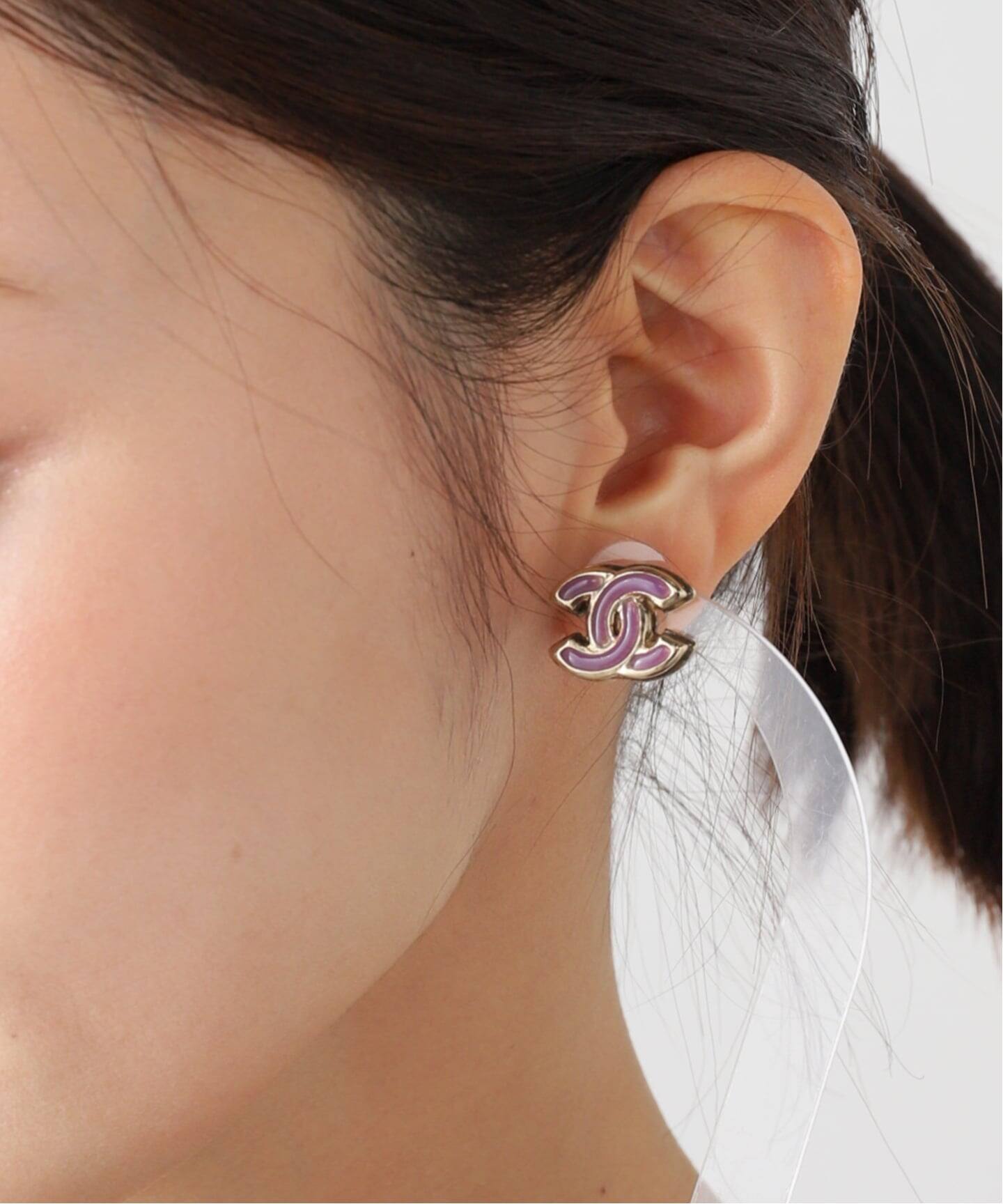 VINTAGE CHANEL/シャネル】 pierce logo purple(両耳)（ピアス（両耳用 