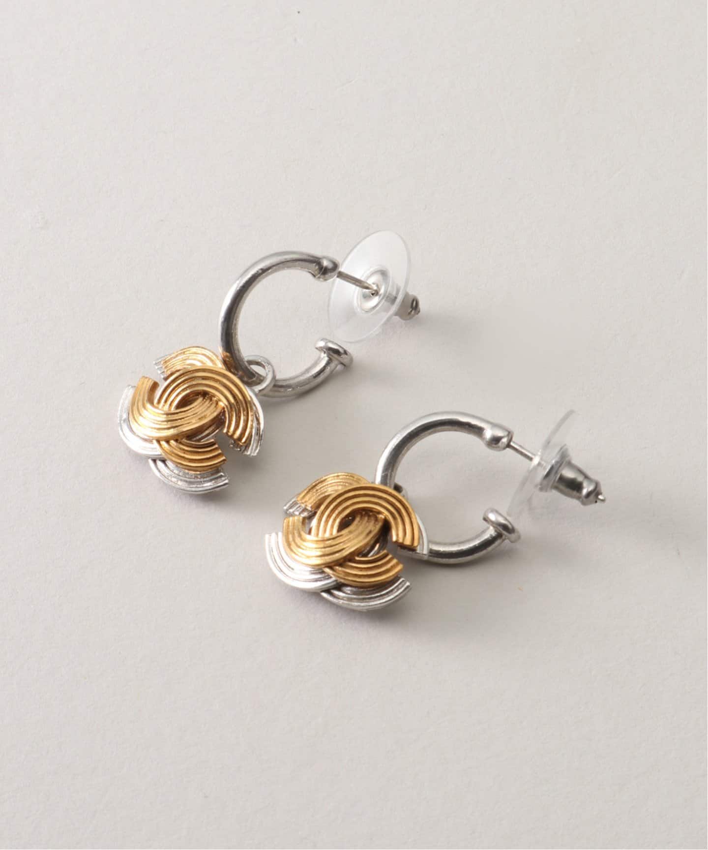 CHANEL chanel シャネル ヴィンテージピアス VINTAGE CHANEL/シャネル】pierce logo(両耳)(ピアス(両耳用