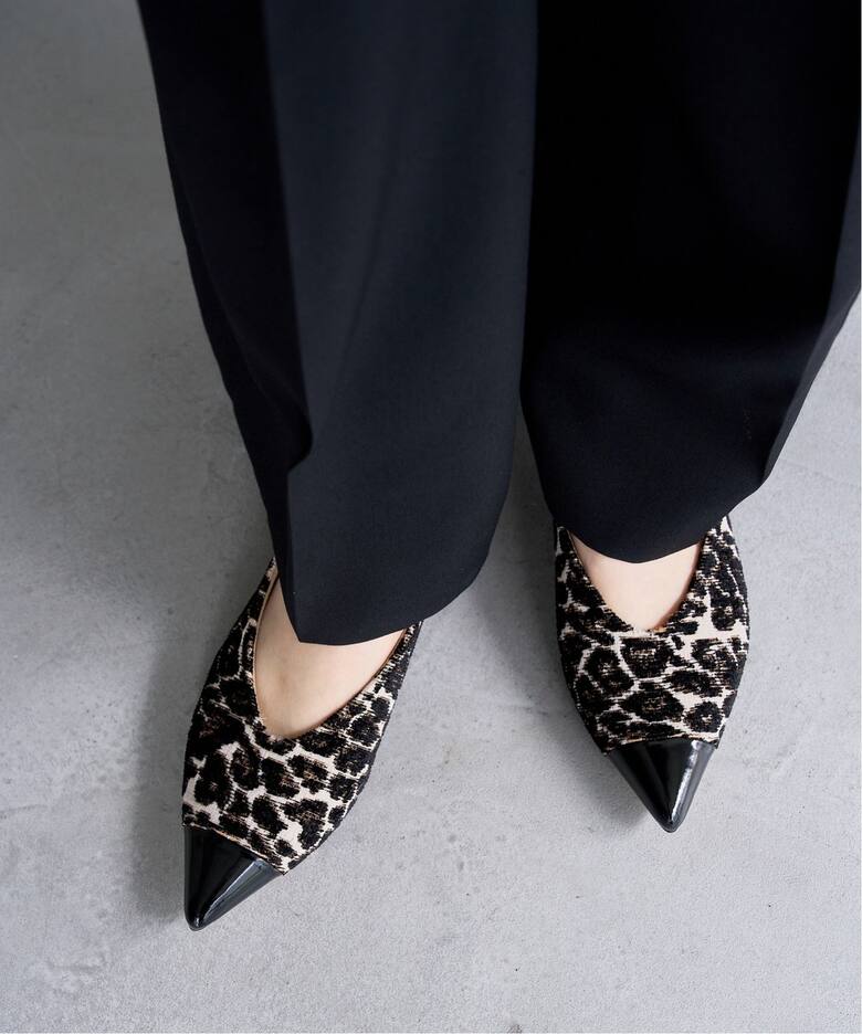 TAEKO HIGASHIHARA×LE TALON 3cmポインテッドコンビストラップパンプス  