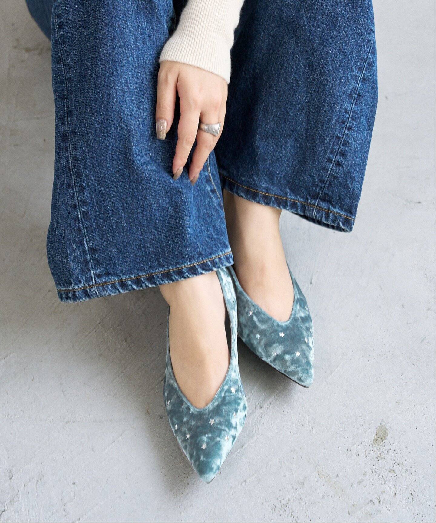 ポインテッドスタースタッズフラット（フラットシューズ）｜LE TALON  