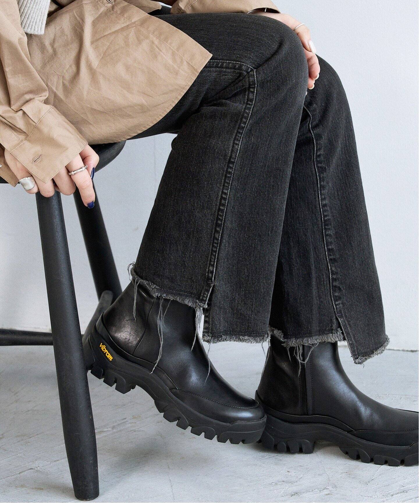 レザーVIBRAMソフトフィットショートブーツ（ブーティ・ショートブーツ 