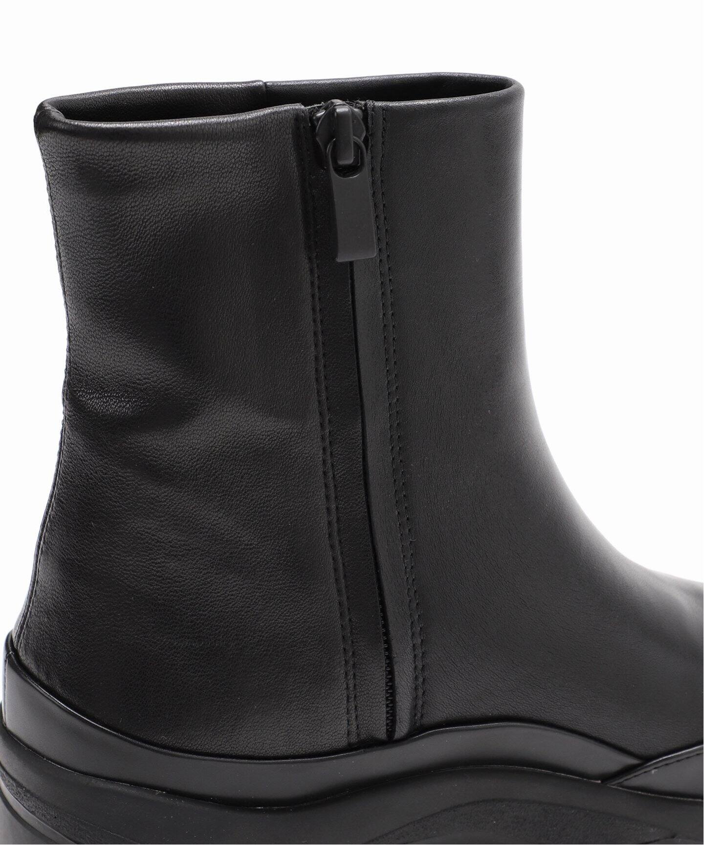 新品未使用 ブラック ムートンブーツ ショート丈（アグ UGG Classic 