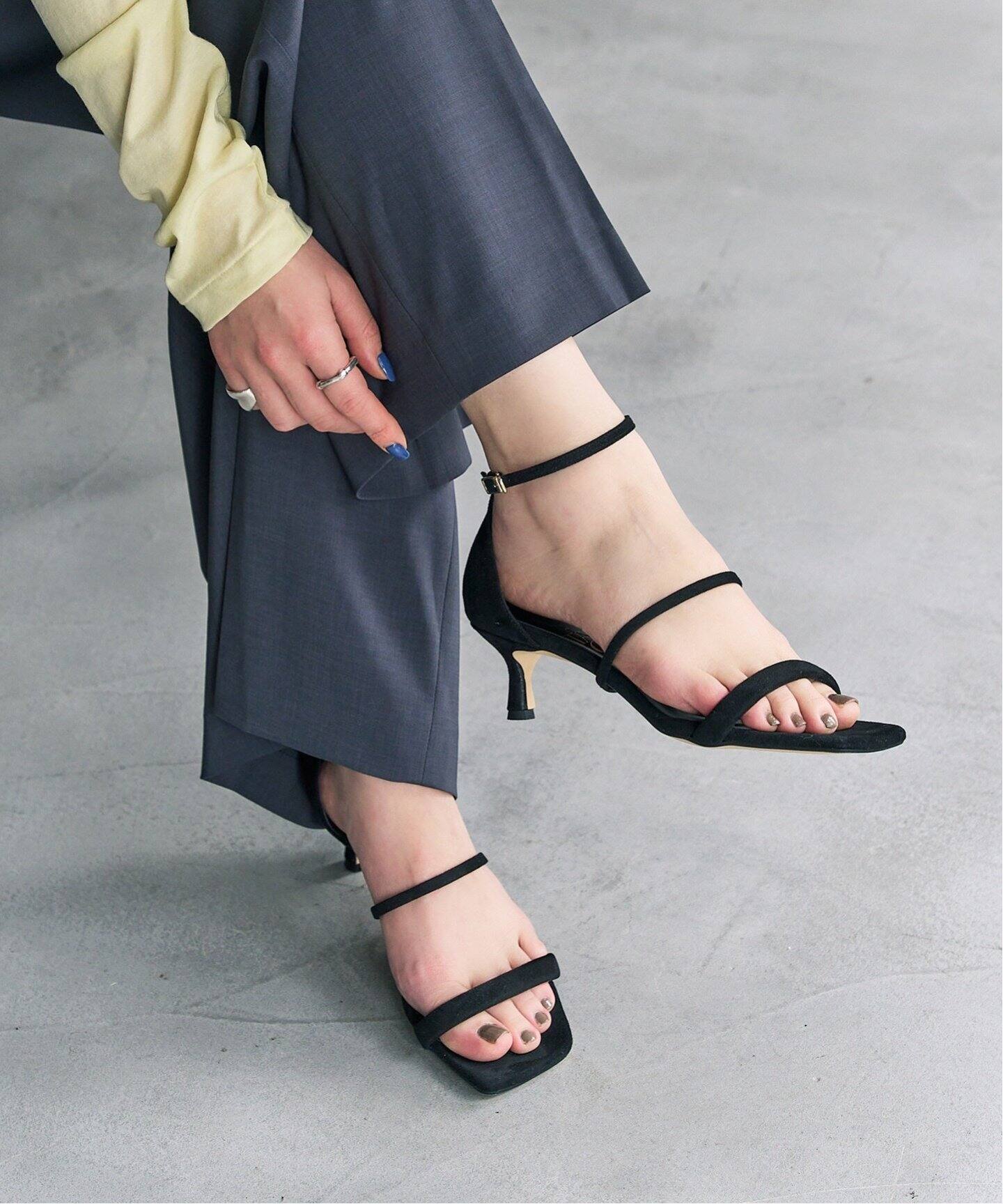 売り切り！Oggi掲載 トッズ サンダル ミュール タイムレス 35 靴 美品  