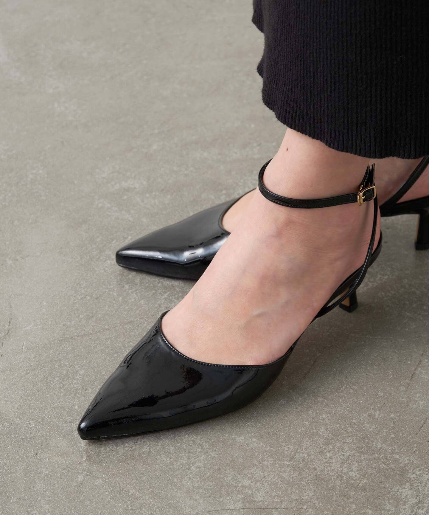 ブラックアンクルストラップシューズ 24cm （ヴァレンティノ  