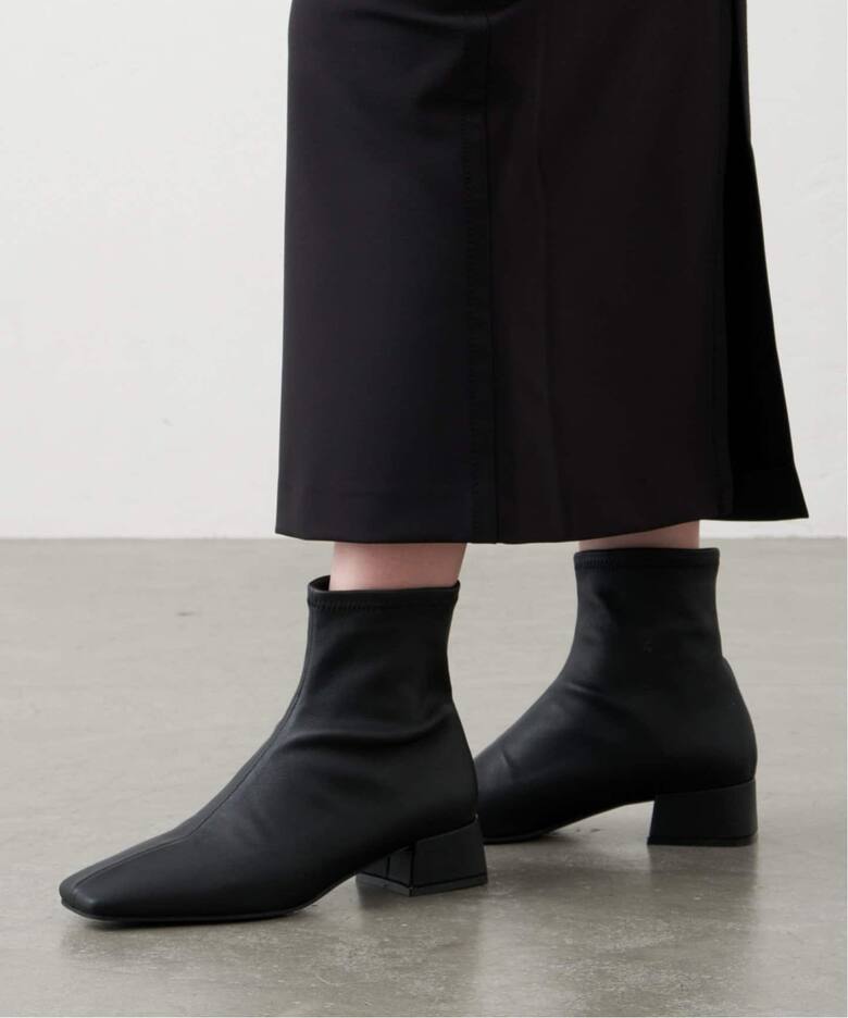 stola ショートブーツ レザー
