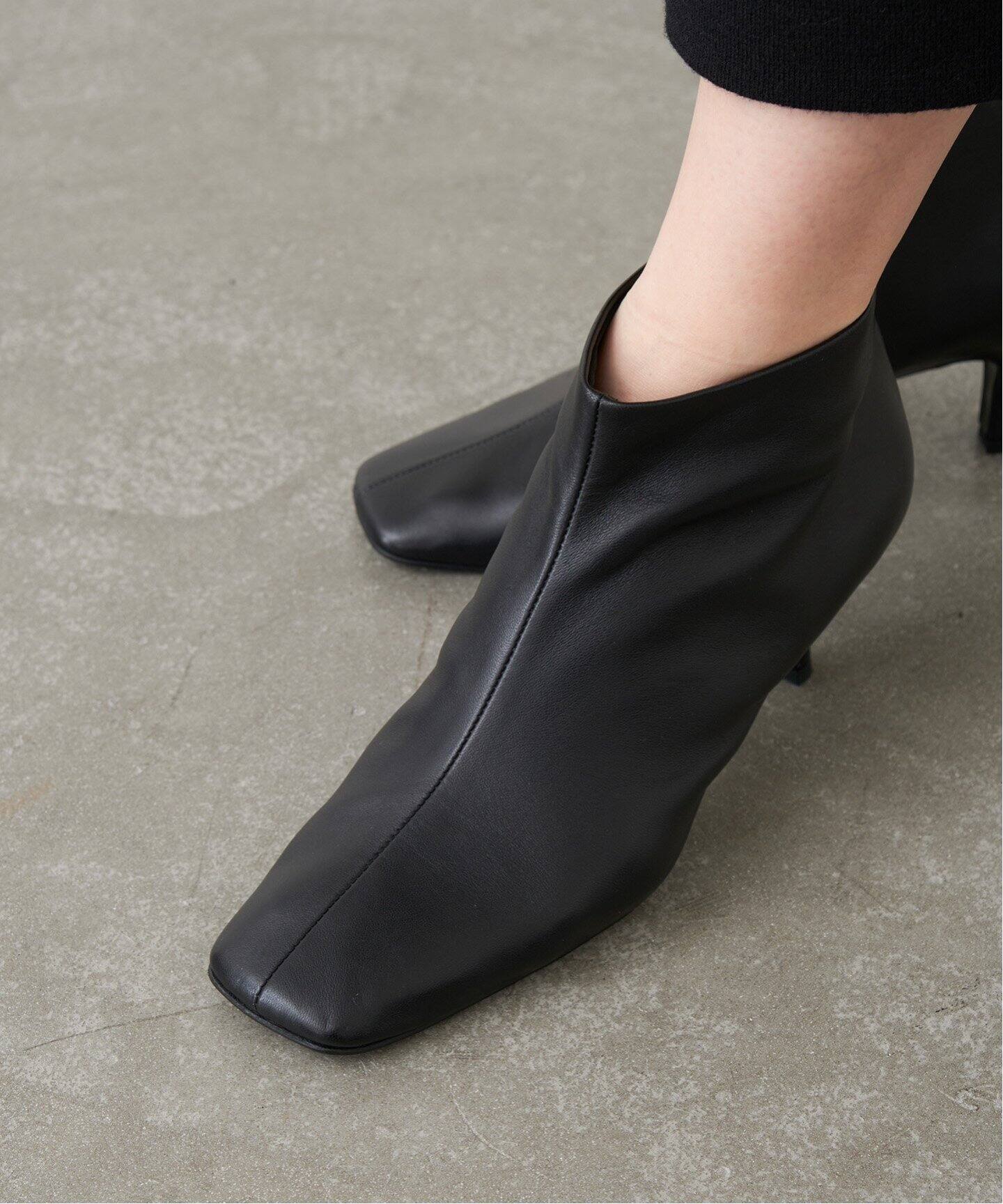LATITUDE FEMME ブラックレザー レースアップブーティ 【新品 