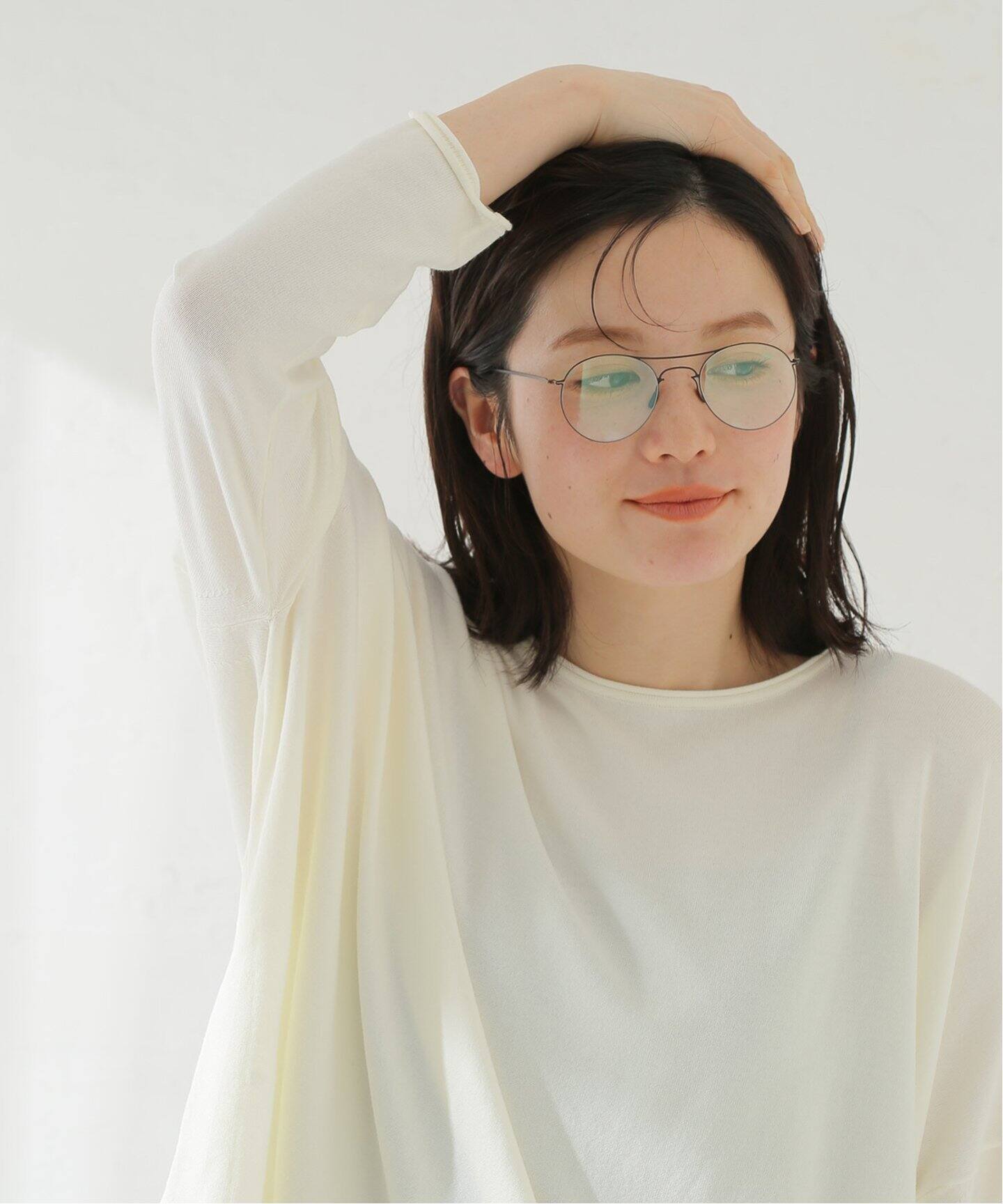Haffmans&Neumeister】Conway-002 Black/Clear（メガネ）｜EYETHINK 