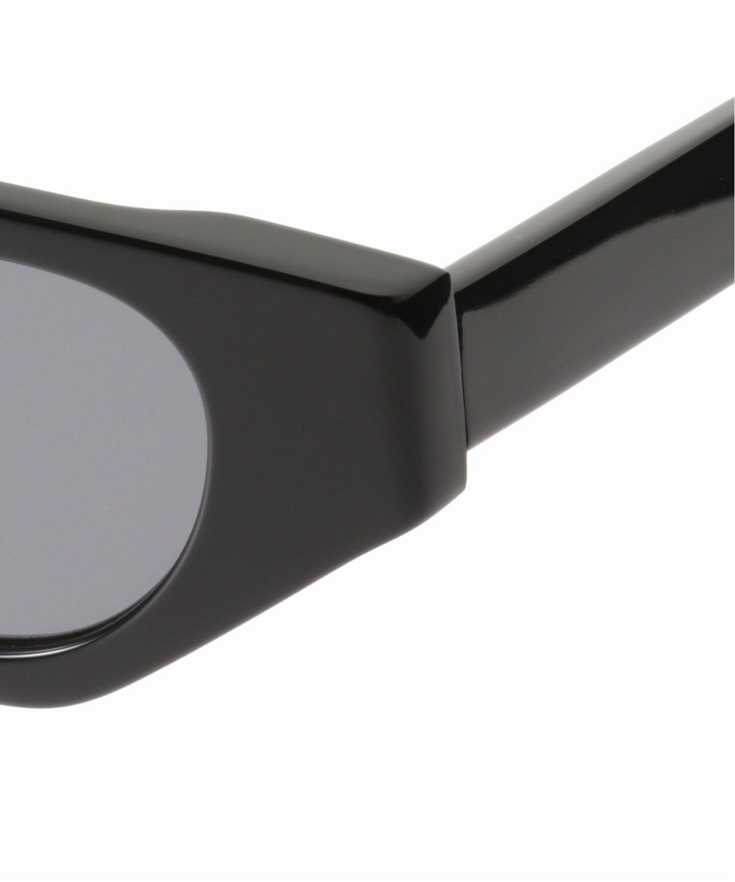 【美品！完売品】EVERYDAYILIKE×EYETHINKサングラス/ブラック megane and me/メガネアンドミー】別注 OLIVE NV_ex Sunglasses