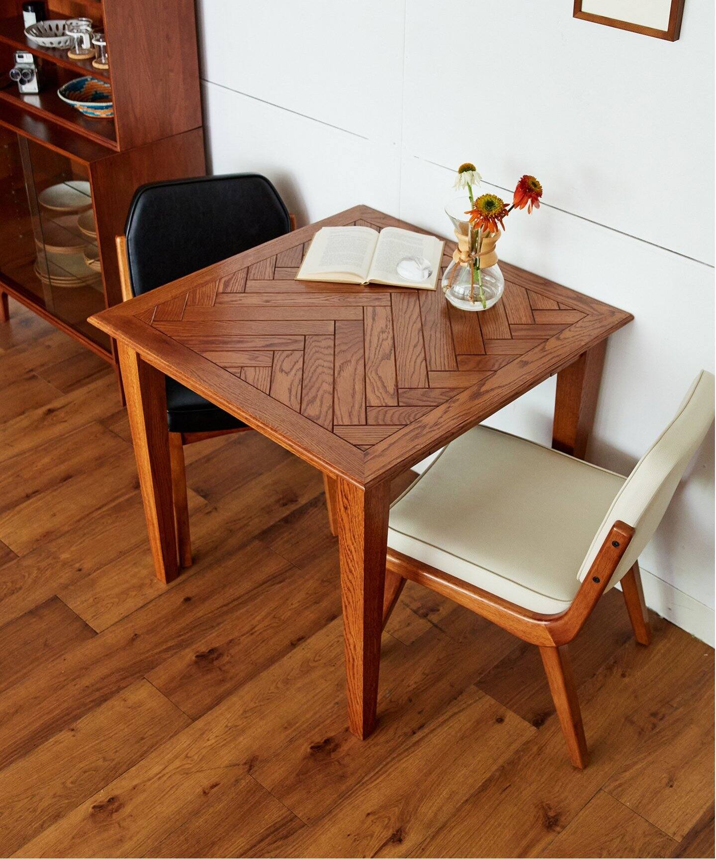 中型商品》SIERRA CHAIR ivory シエラチェア（チェア）｜ACME 