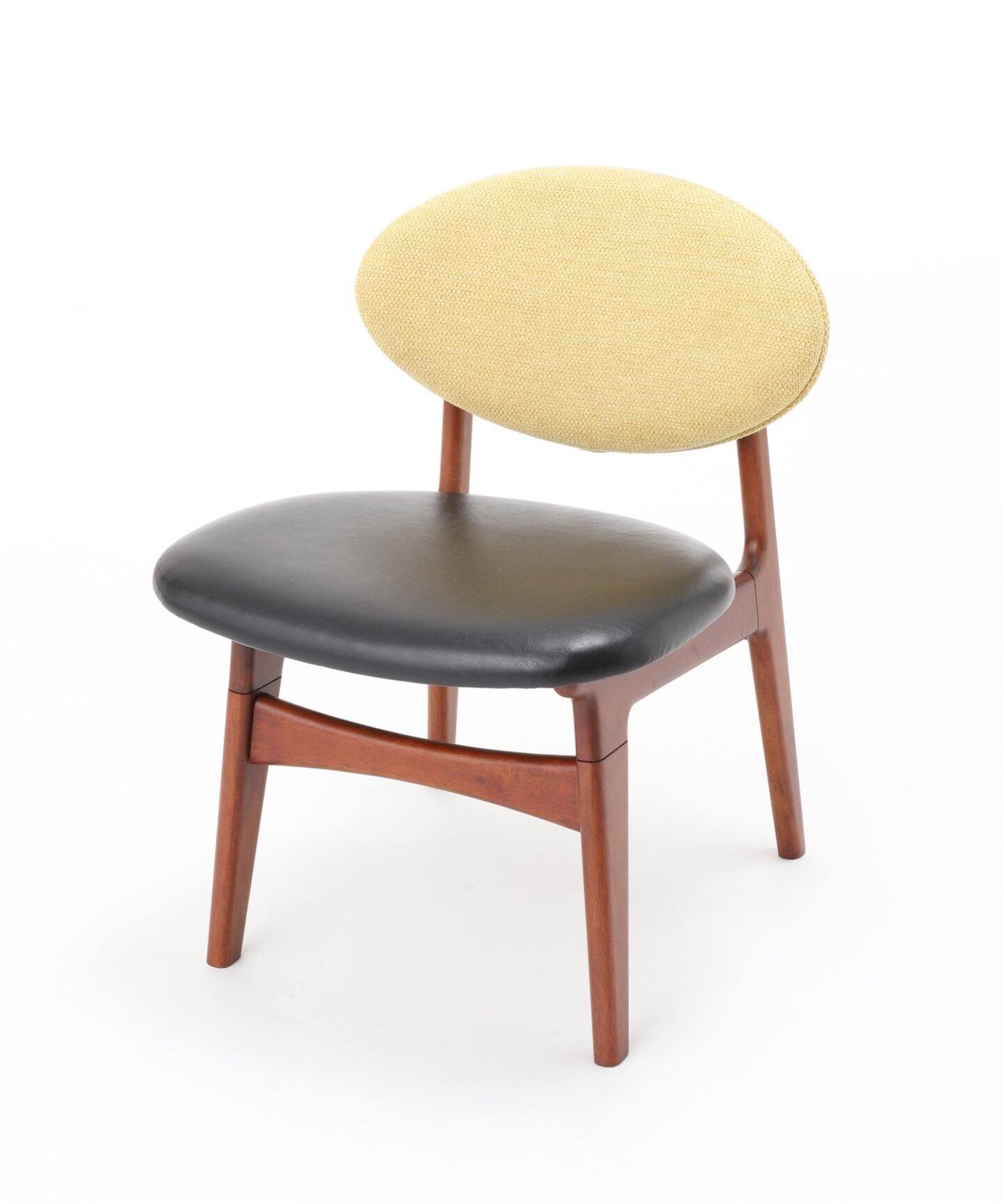 大型商品》TRESTLES LOUNGE CHAIR(Y) トラッセルラウンジチェア