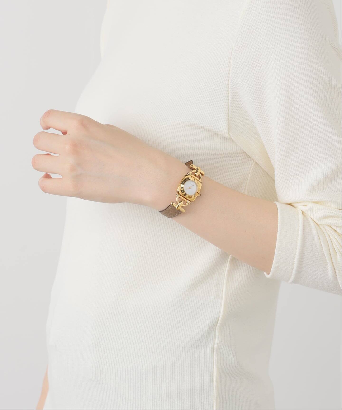 GUCCI グッチ 腕時計 レディース ゴールド 6300L ヴィンテージ 希少 Gucci Watch From Japan White Dial Vintage Women's Band 6300L