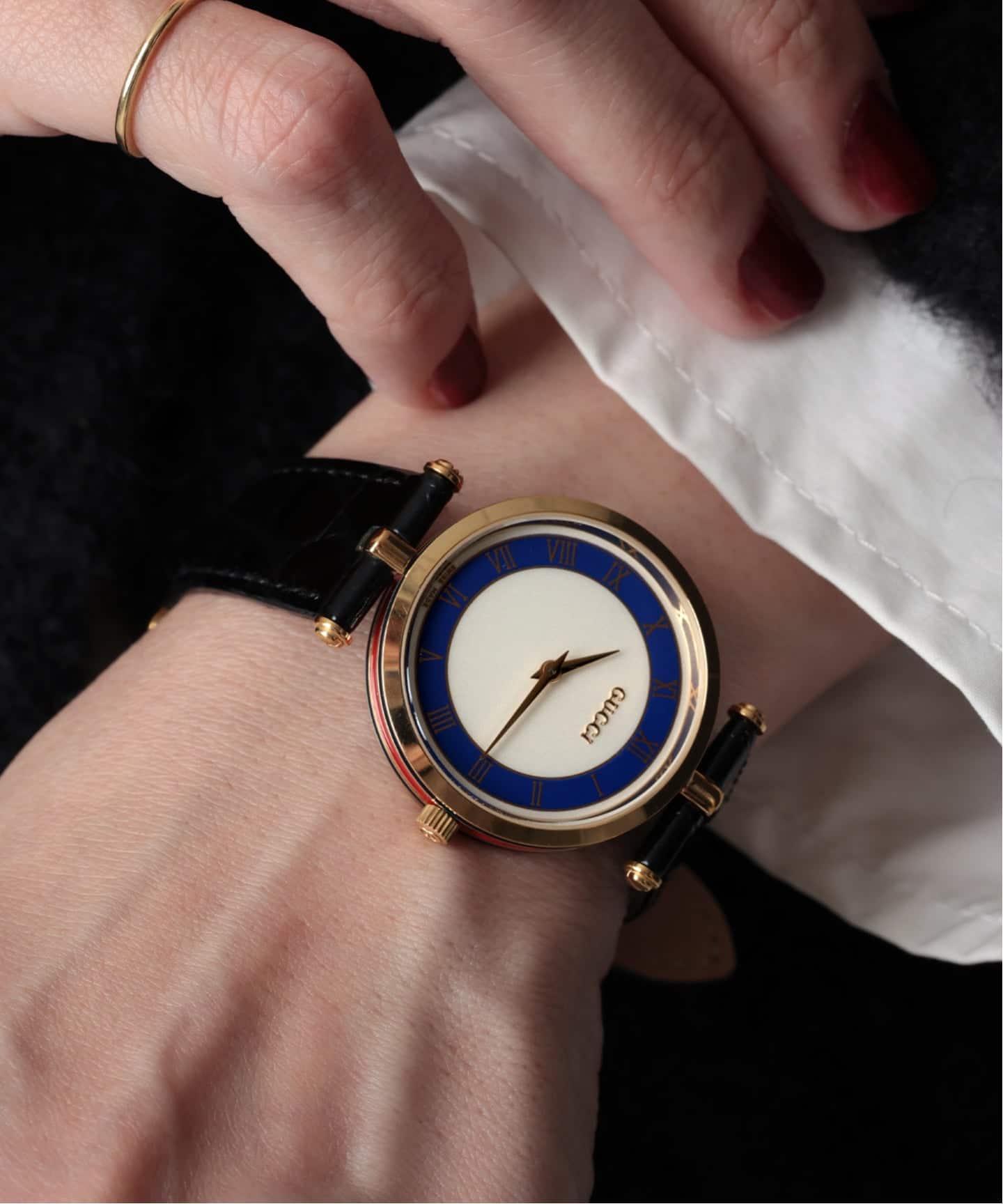 GUCCI 2000M Blue roman（ヴィンテージ）｜HIROB（ヒロブ）の通販