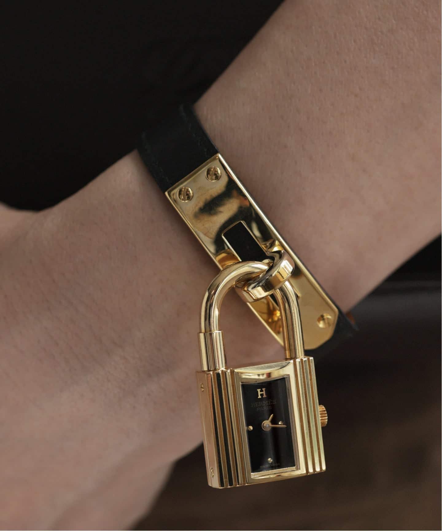 HERMES Kelly Watch Black（ヴィンテージ）｜HIROB（ヒロブ）の通販