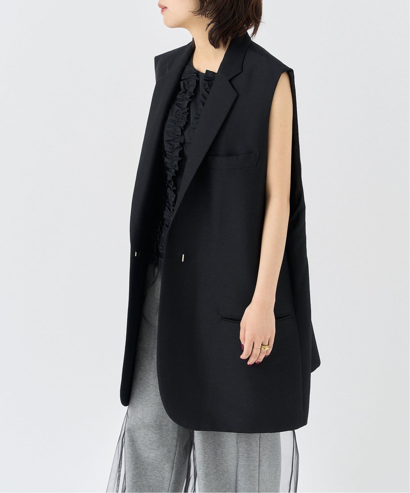 SHIPS ベスト　ブラックFOUR SEASONS ジレ　L 新品 SHIPS ベスト ブラックFOUR SEASONS ジレ L 新品 メンズ