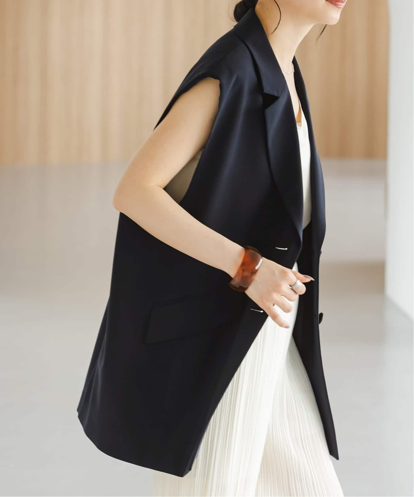 コクーンシルエットオーバージレ（ジレ）｜NOBLE（ノーブル）の通販