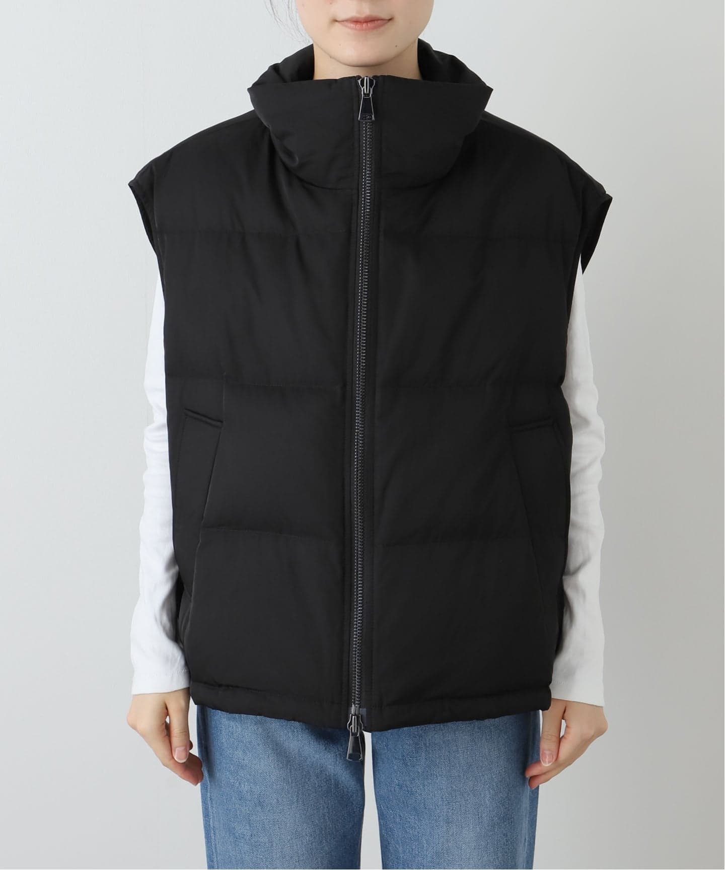 【完売品】ドゥーズィエムクラス　別注　 MY WHITE ダウンベスト　黒 MY WHITE/マイホワイト】VEST（ダウン・中綿ベスト）｜Deuxieme Classe