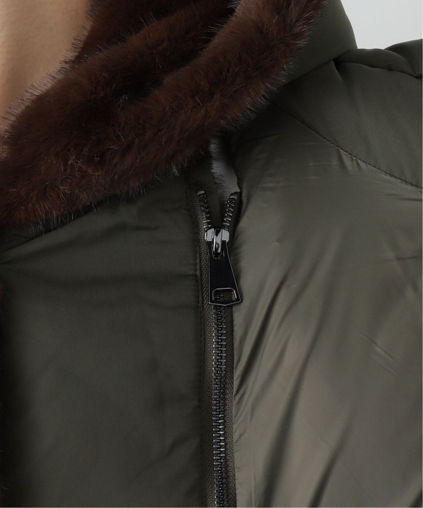 natsu さま専用LOU ANDREA フード付きブラウンベスト LOU ANDREA/ルー