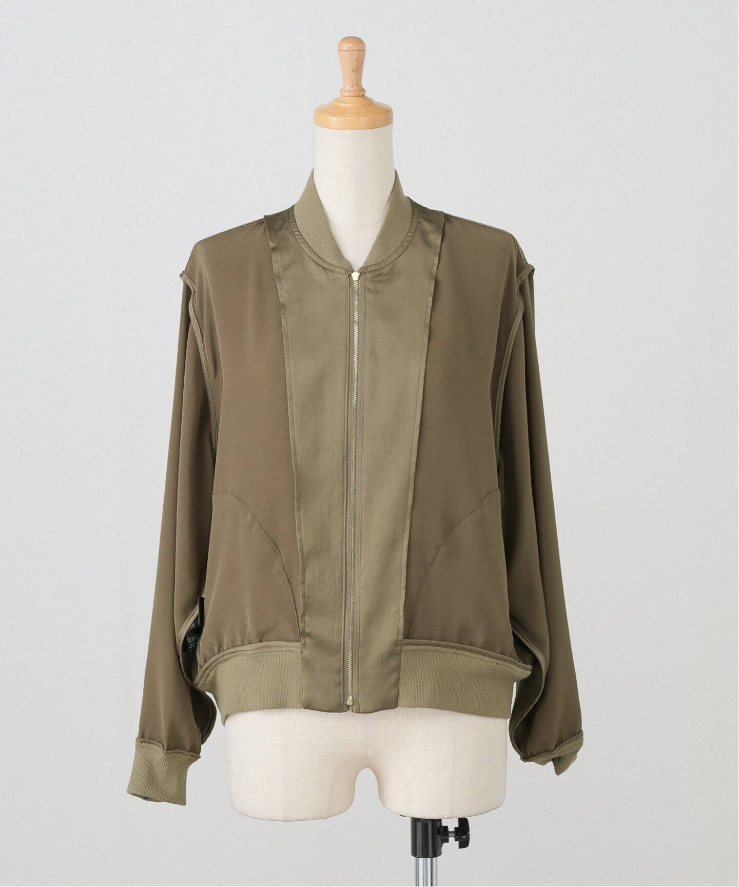 Satin Blouson（その他ジャケット・スーツ）｜L