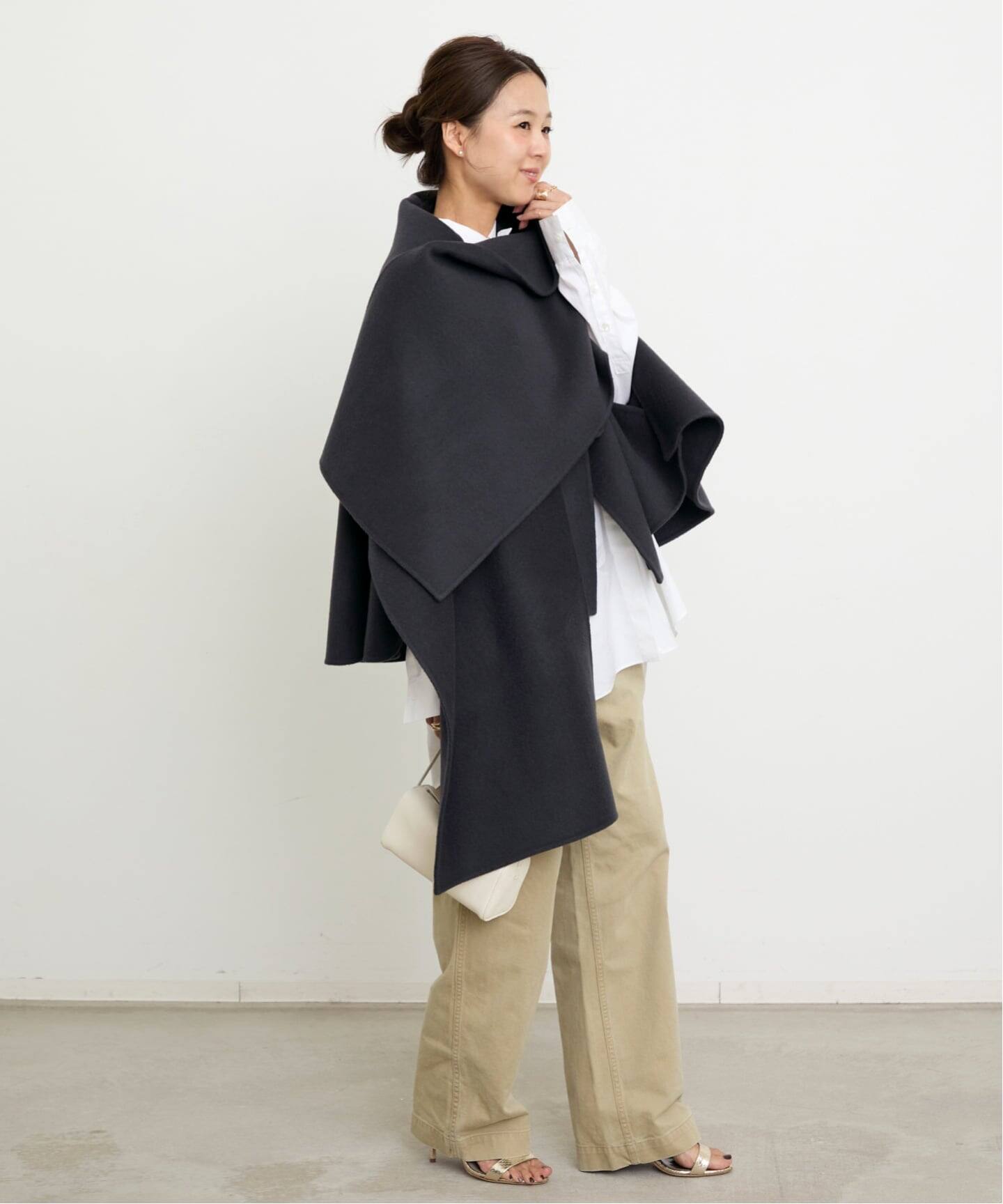 l'appartement アパルトモン　ウールケープコート　ポンチョ　英国 Fluffy Wrap Poncho（ポンチョ・マント）｜L'Appartement