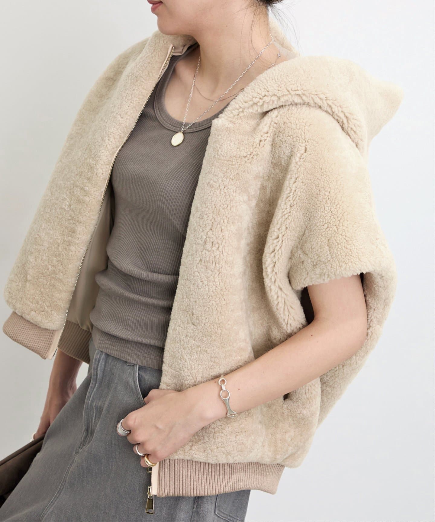 【VENTCOUVERT/ヴァンクヴェール】 Mouton Jacket VENTCOUVERT/ヴァンクヴェール】 Mouton Jacket
