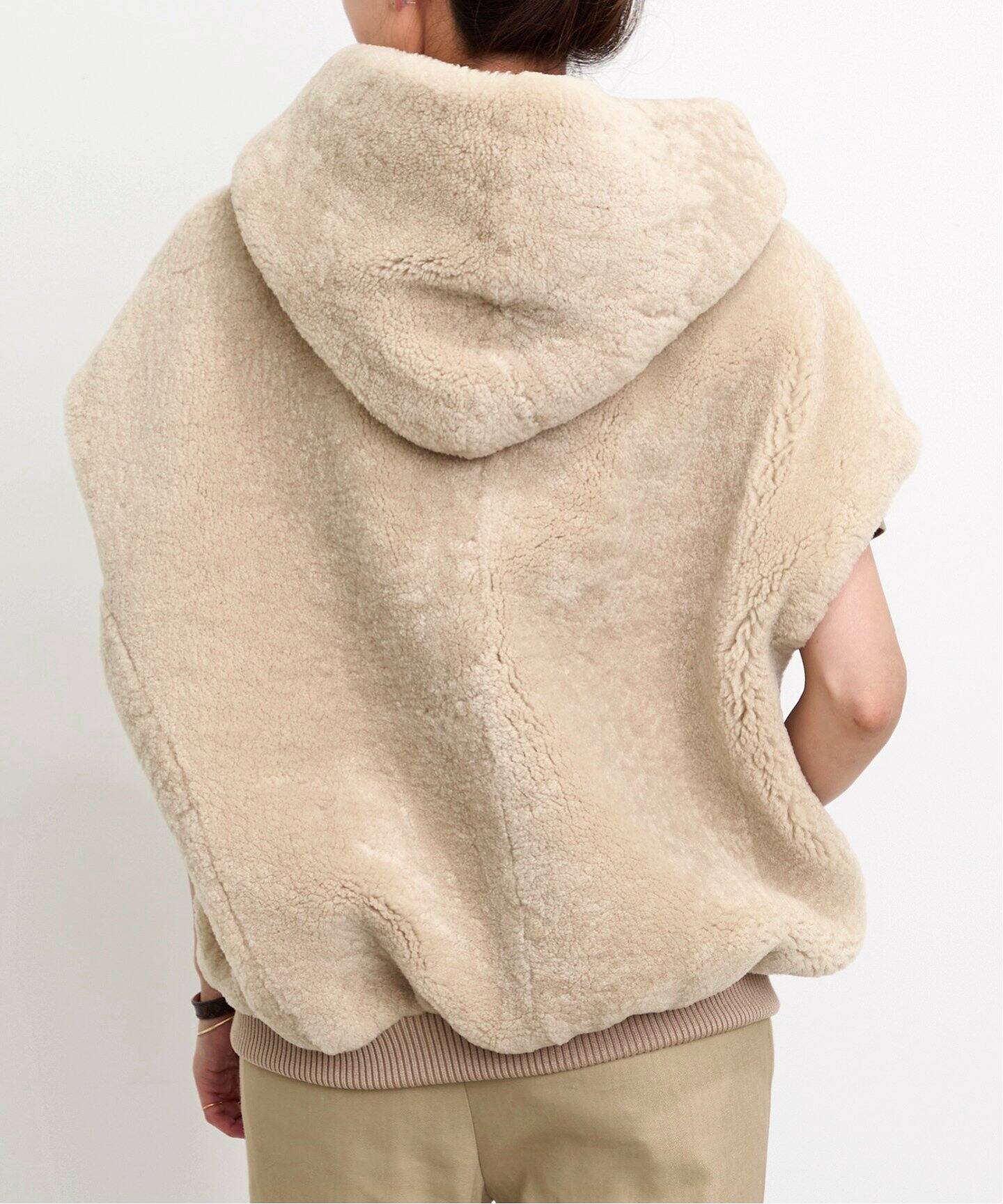 【VENTCOUVERT/ヴァンクヴェール】 Mouton Jacket VENTCOUVERT/ヴァンクヴェール】 MOUTON VEST（ベスト）｜L
