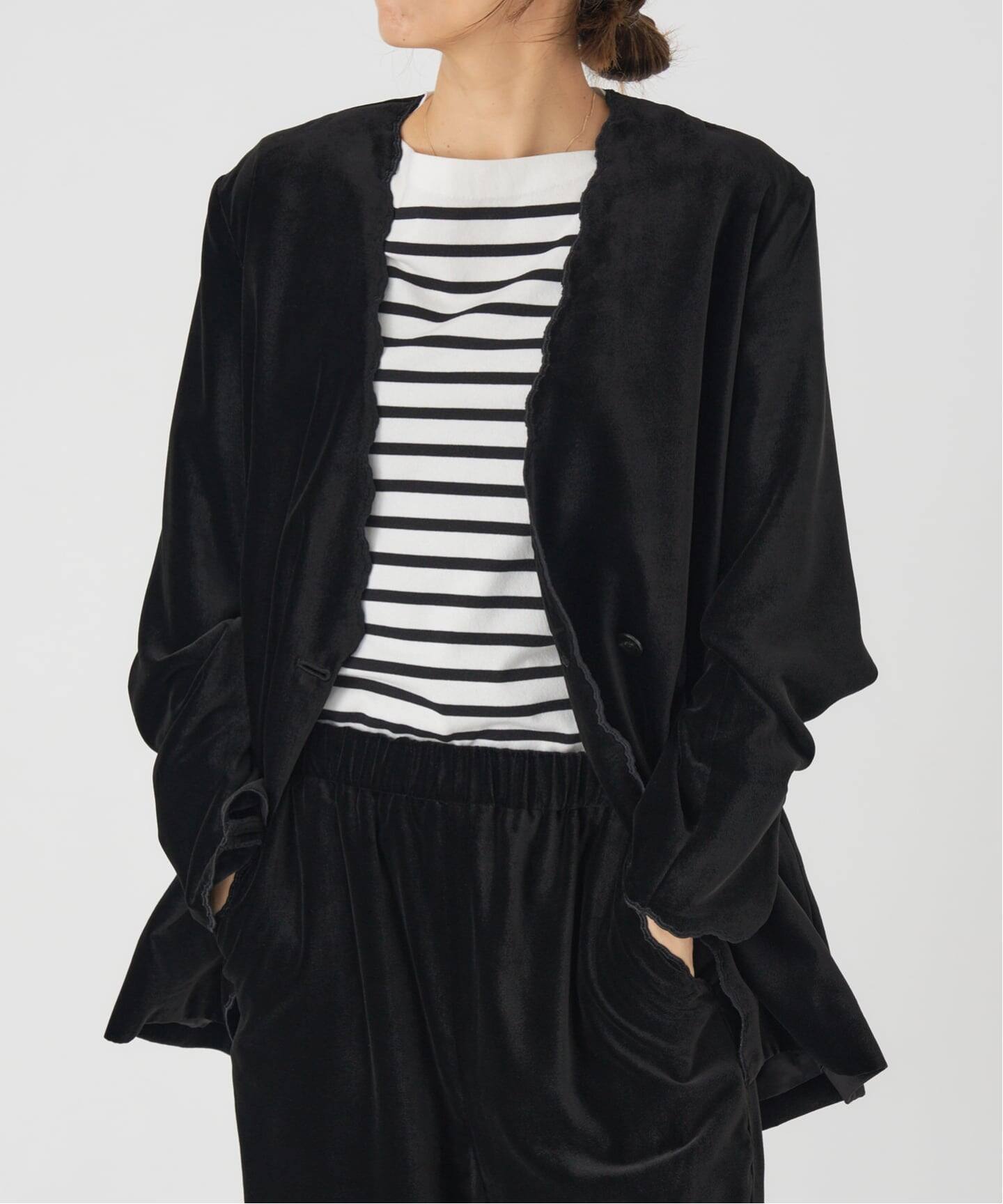 プリーツプリーズ ベルベット素材 カーディガン ジャケット ブラック黒 スカラップドベルベットジャケット（ノーカラージャケット）｜IENA