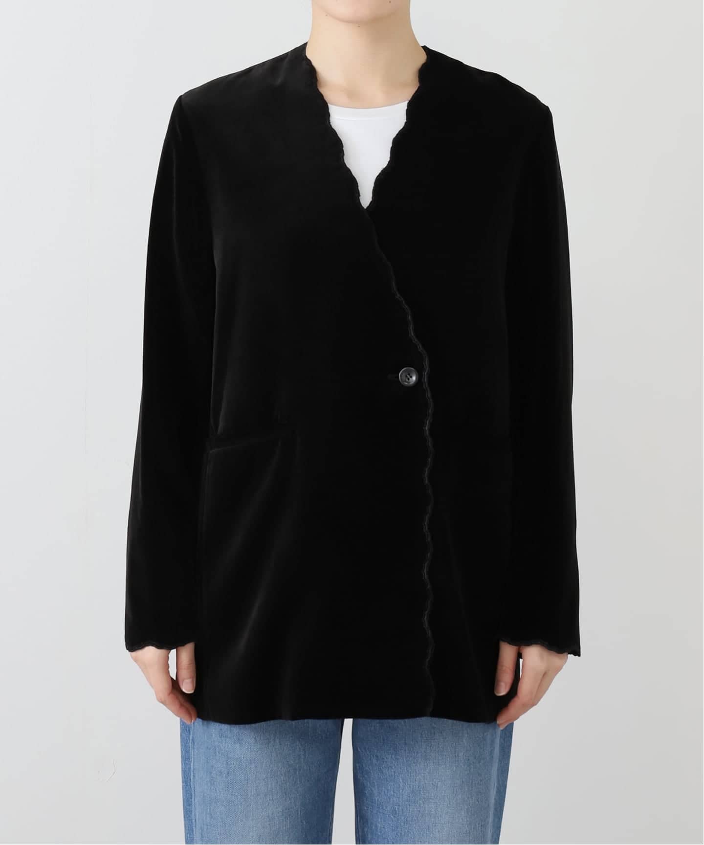 スカラップドベルベットジャケット（ノーカラージャケット
