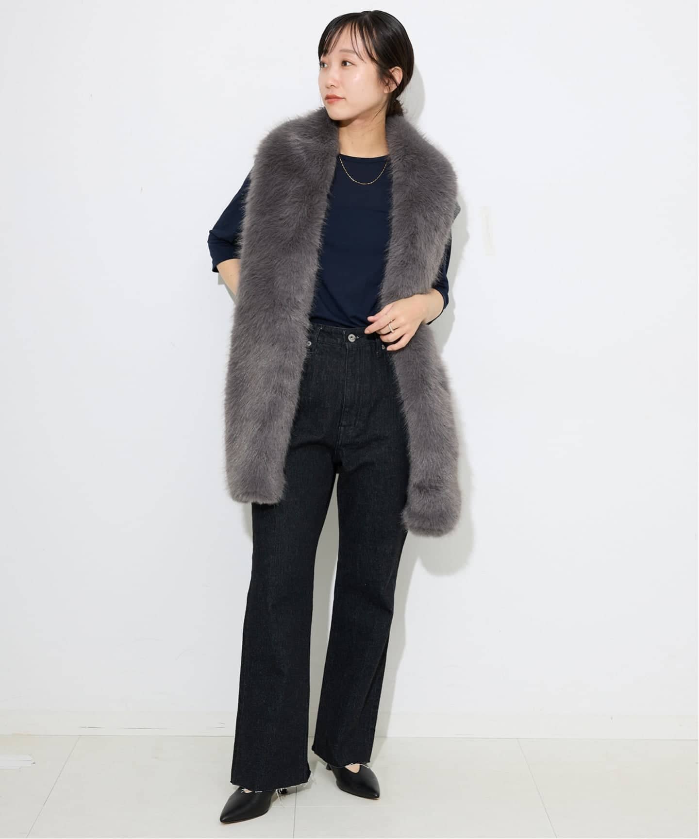 SLOBE IENA ECOPELボア ダウンベスト 黒 美品 SLOBE IENA ECOPEL ボアショートベスト 黒 2023AW - メルカリ