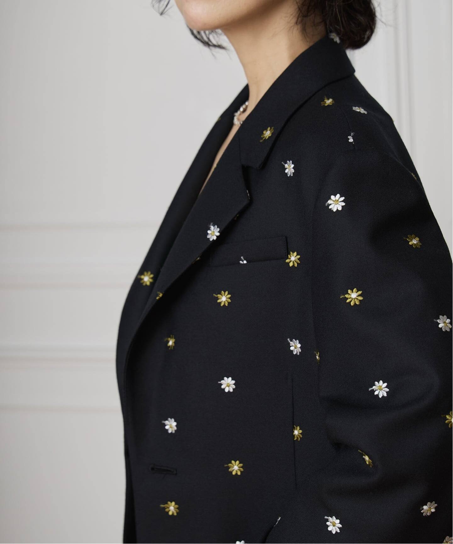 IENA LA BOUCLE フラワーエンブロイダリーウール2Bジャケット