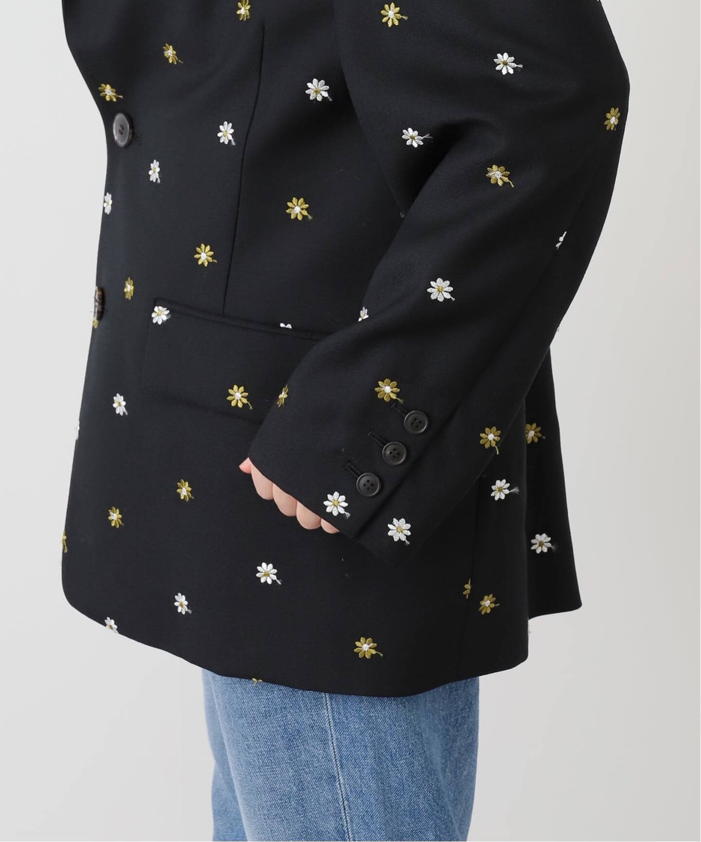 IENA LA BOUCLE フラノ Wマエジャケット IENA LA BOUCLE フラワーエンブロイダリーウール2Bジャケット