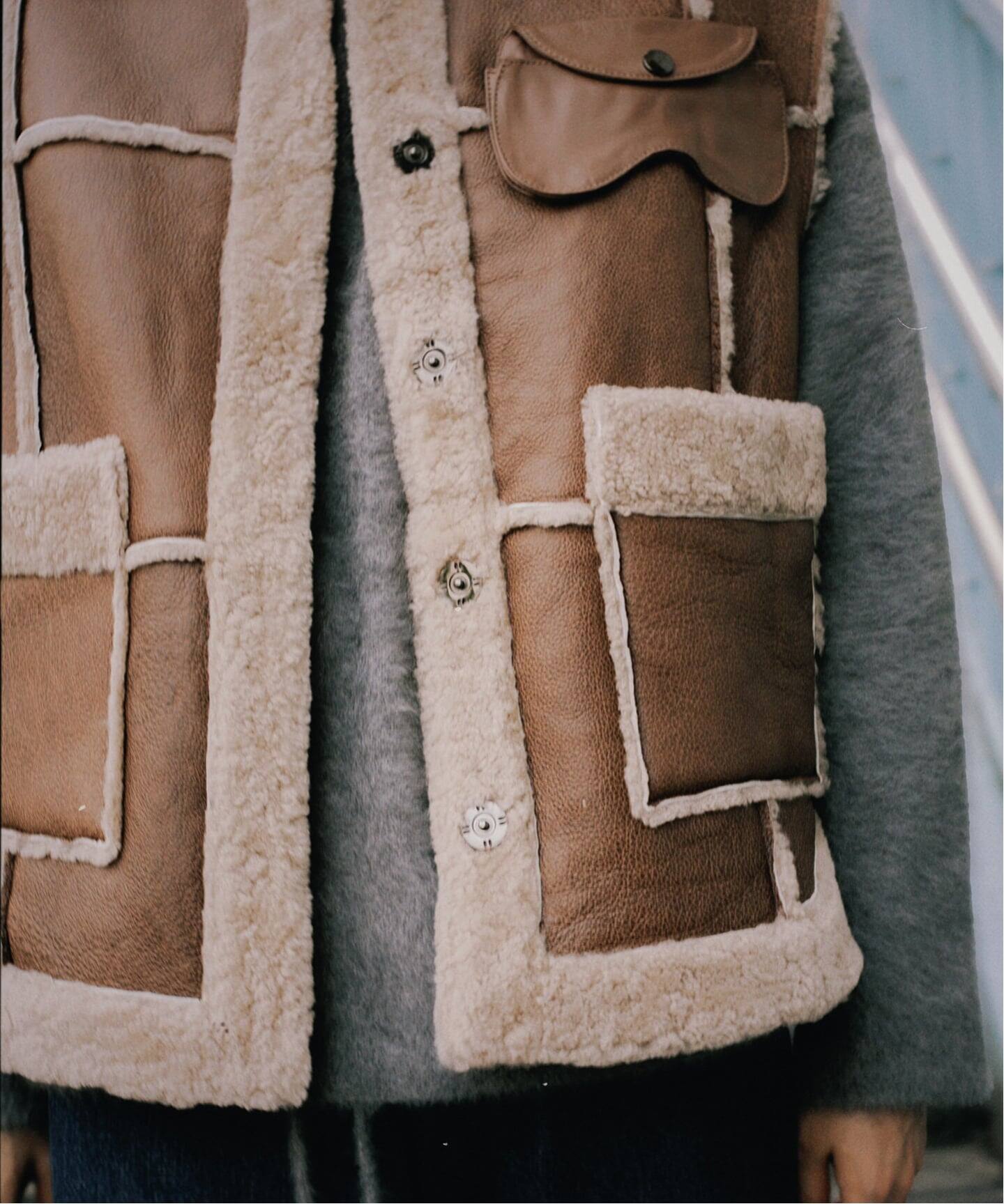 EREVAN/エレヴァン】 VESTE FUJI：ムートンベスト（ベスト）｜L