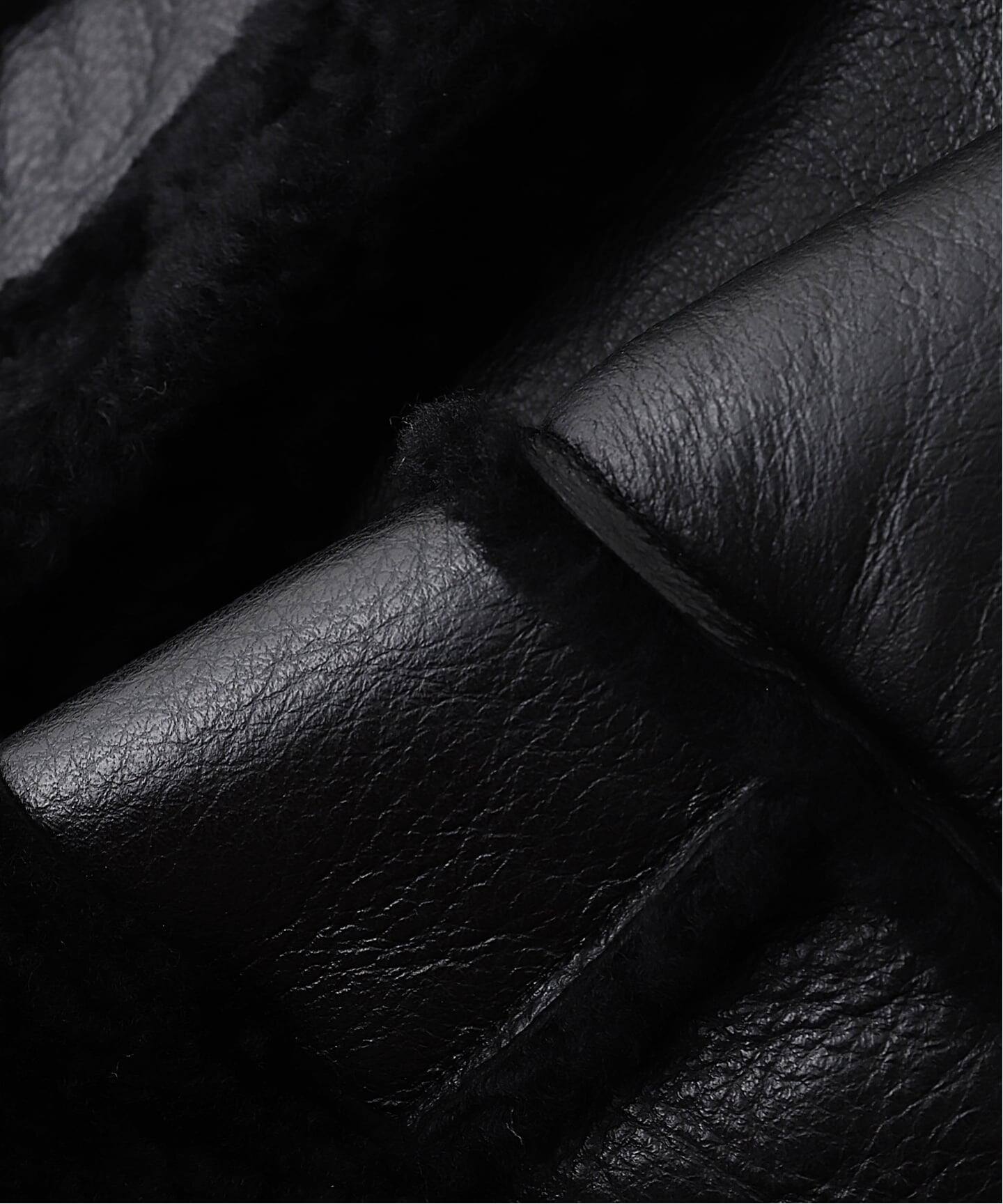 EREVAN/エレヴァン】 VESTE FUJI：ムートンベスト（ベスト）｜L