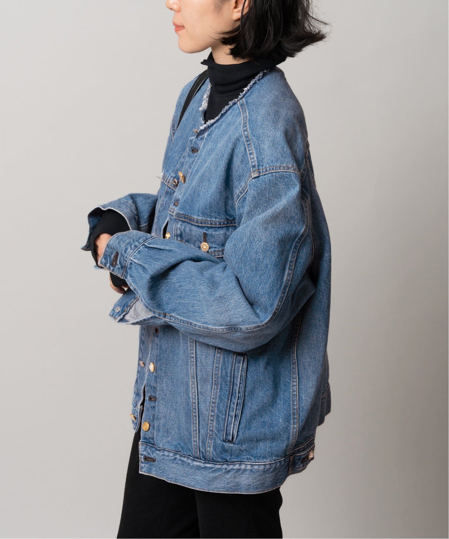 Bonum チェンジボタンデニムジャケット Bonum（ボナム）の「チェンジボタンデニムジャケット（デニム