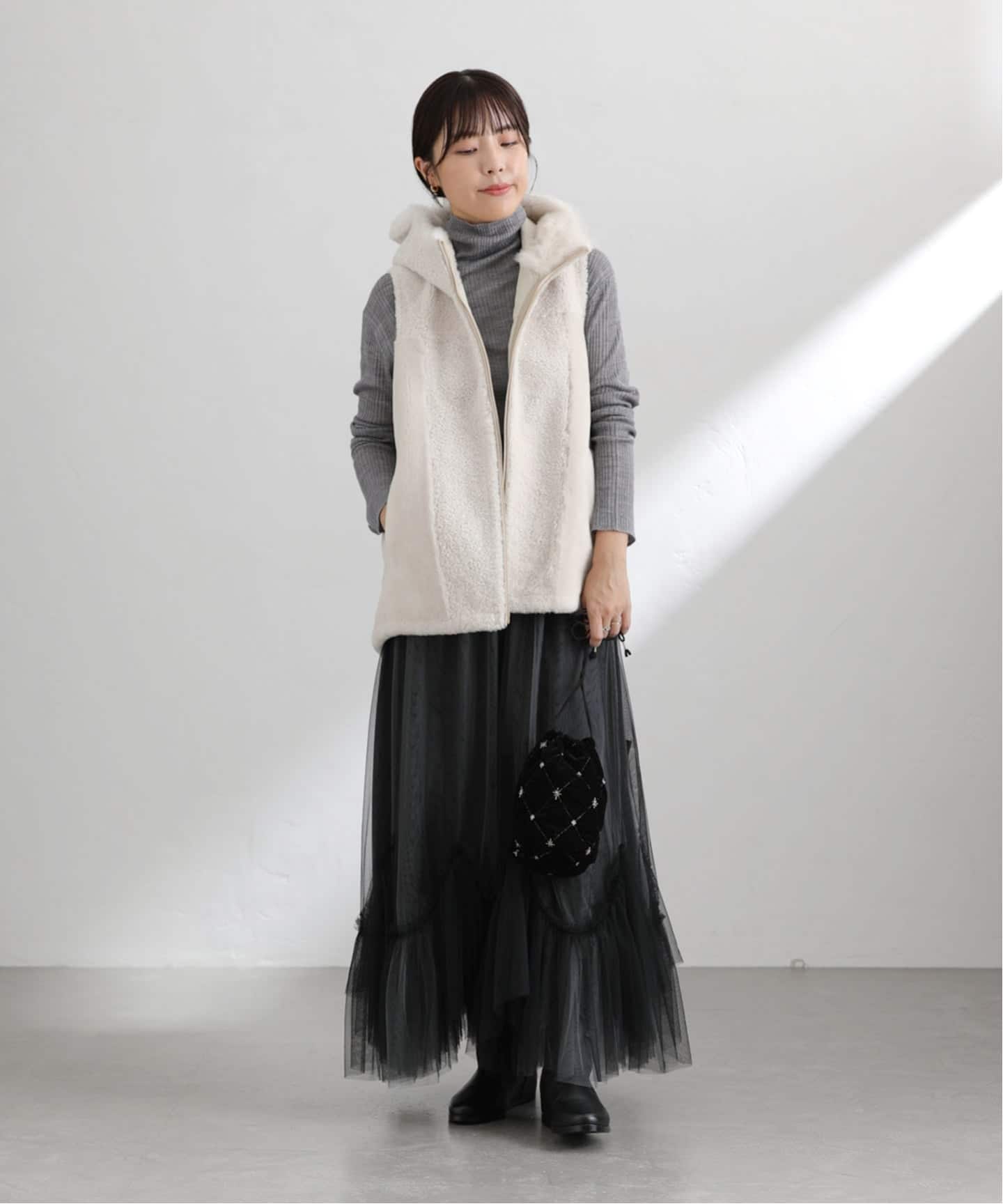 I74 L リサコンテ イタリア製 ムートン ベスト ブラウン レディース I74 L リサコンテ イタリア製 ムートン ベスト ブラウン レディース