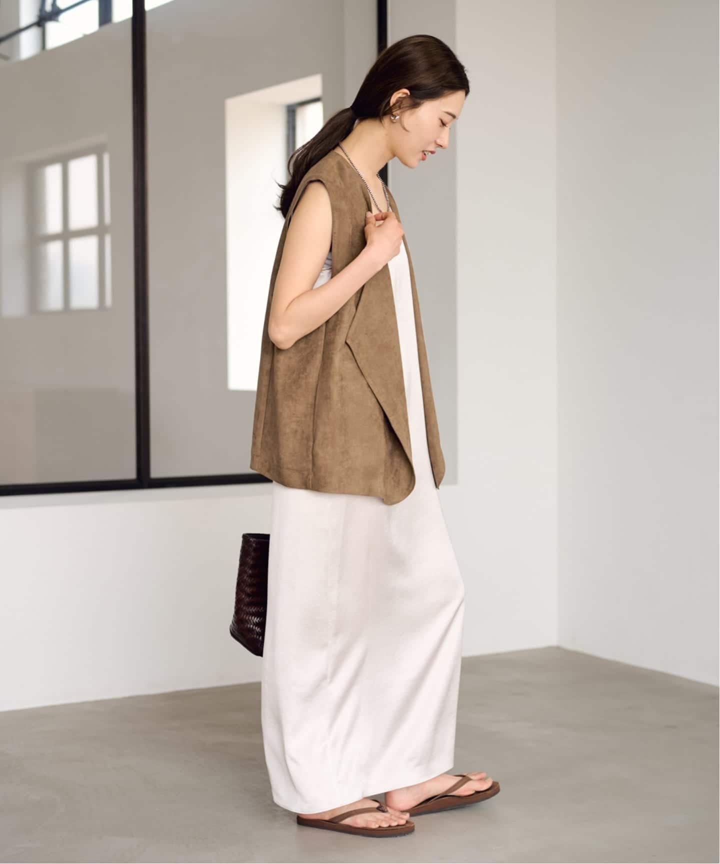 フェイクスエードドレープジレ（ベスト）｜FRAMeWORK（フレームワーク