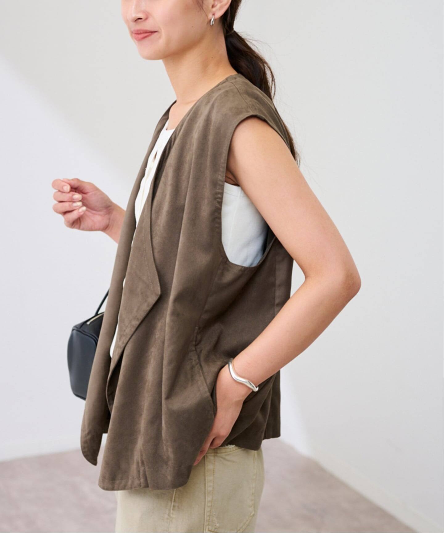 フェイクスエードドレープジレ（ベスト）｜FRAMeWORK（フレームワーク