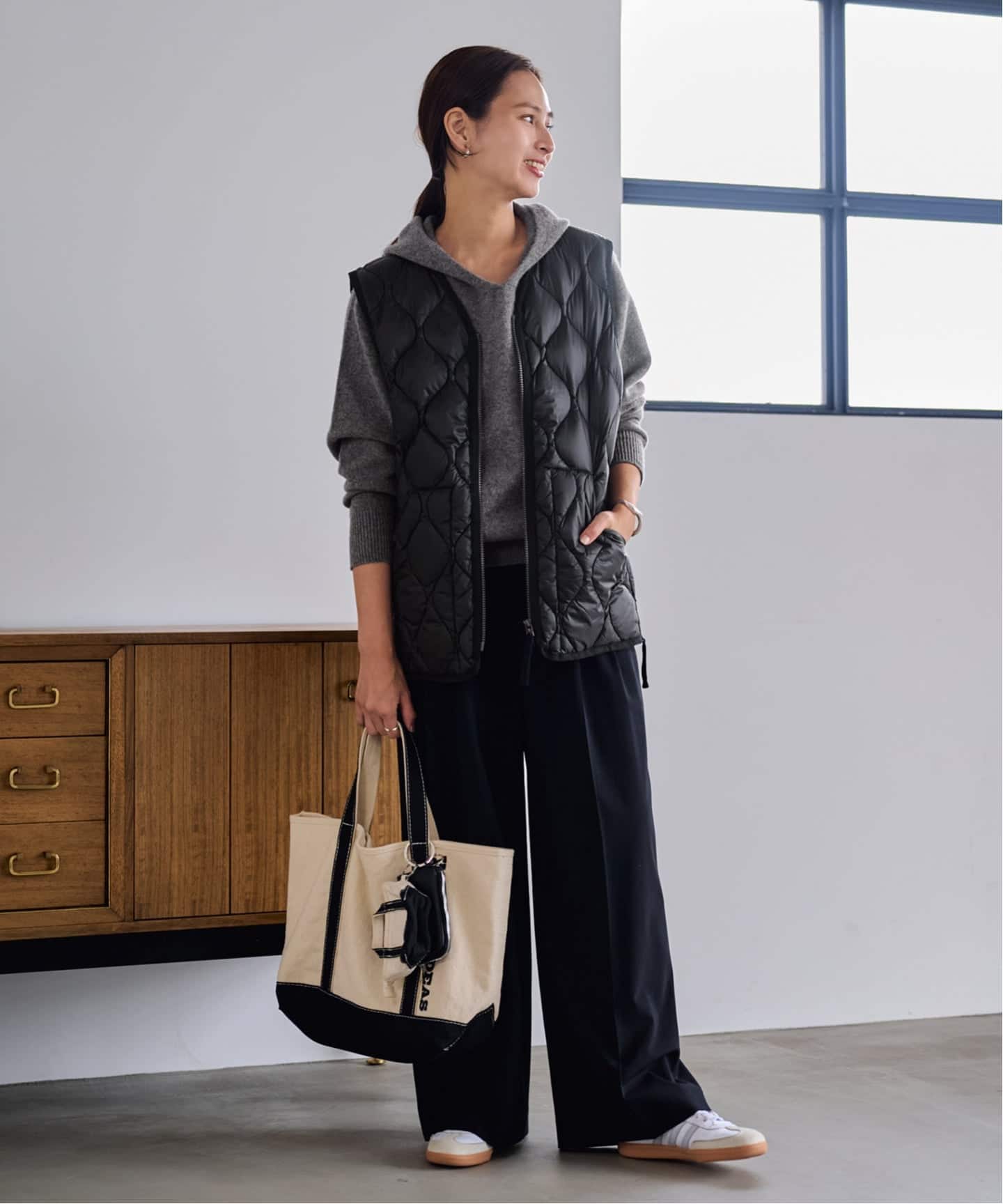 ≪予約≫TAION/タイオン MILITARY V NECK WZIPダウンベスト（ダウン