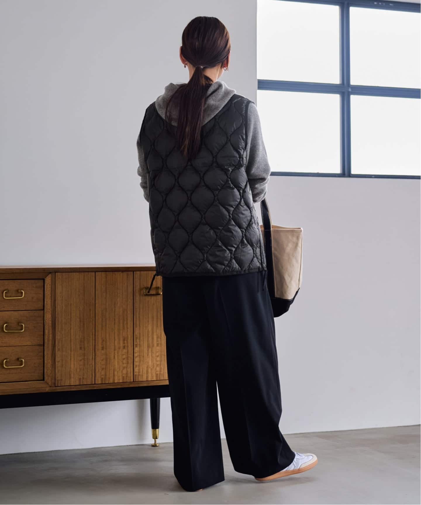 TAION/タイオン MILITARY V NECK WZIPダウンベスト（ダウン・中綿