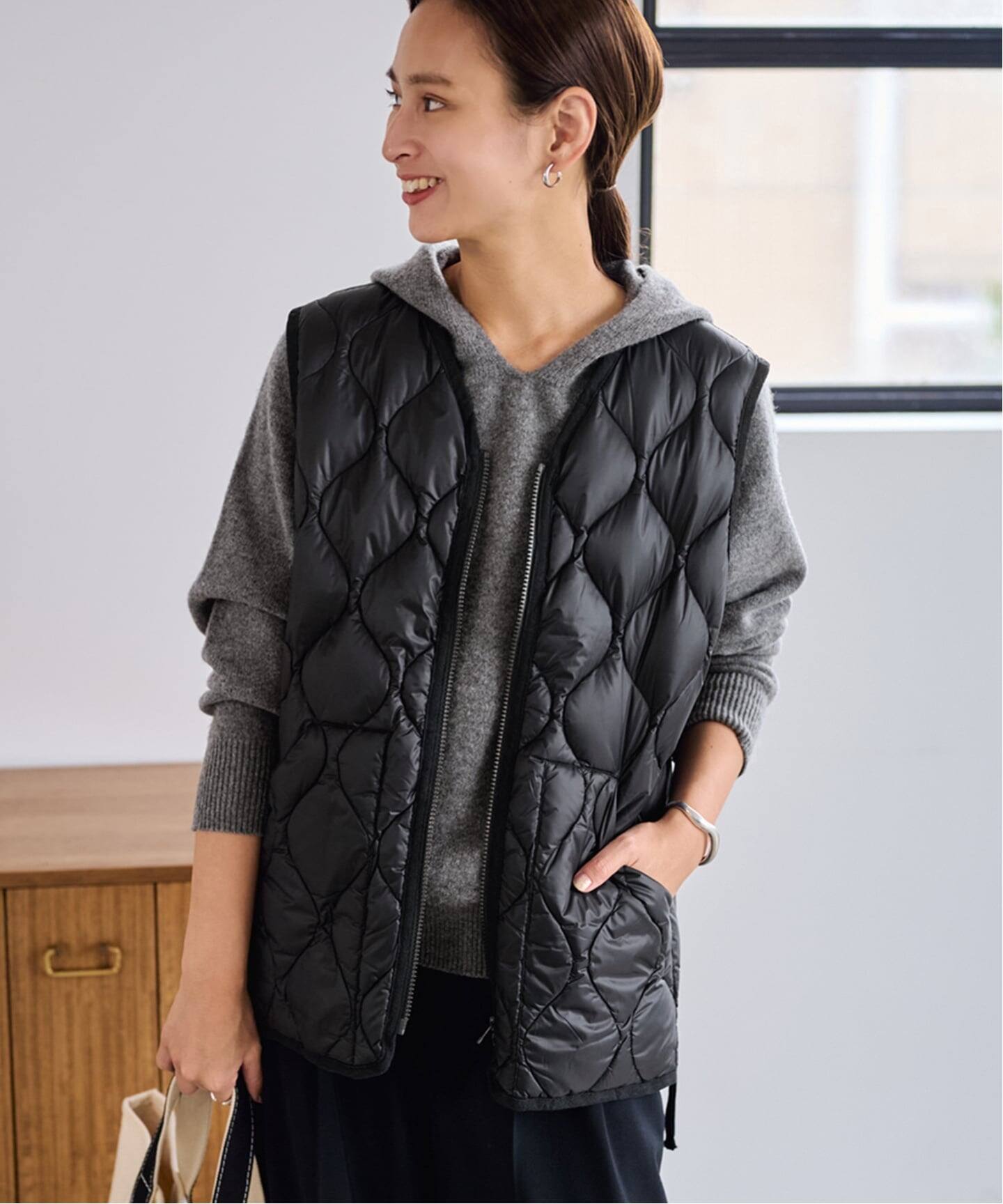 TAION/タイオン MILITARY V NECK WZIPダウンベスト（ダウン・中綿