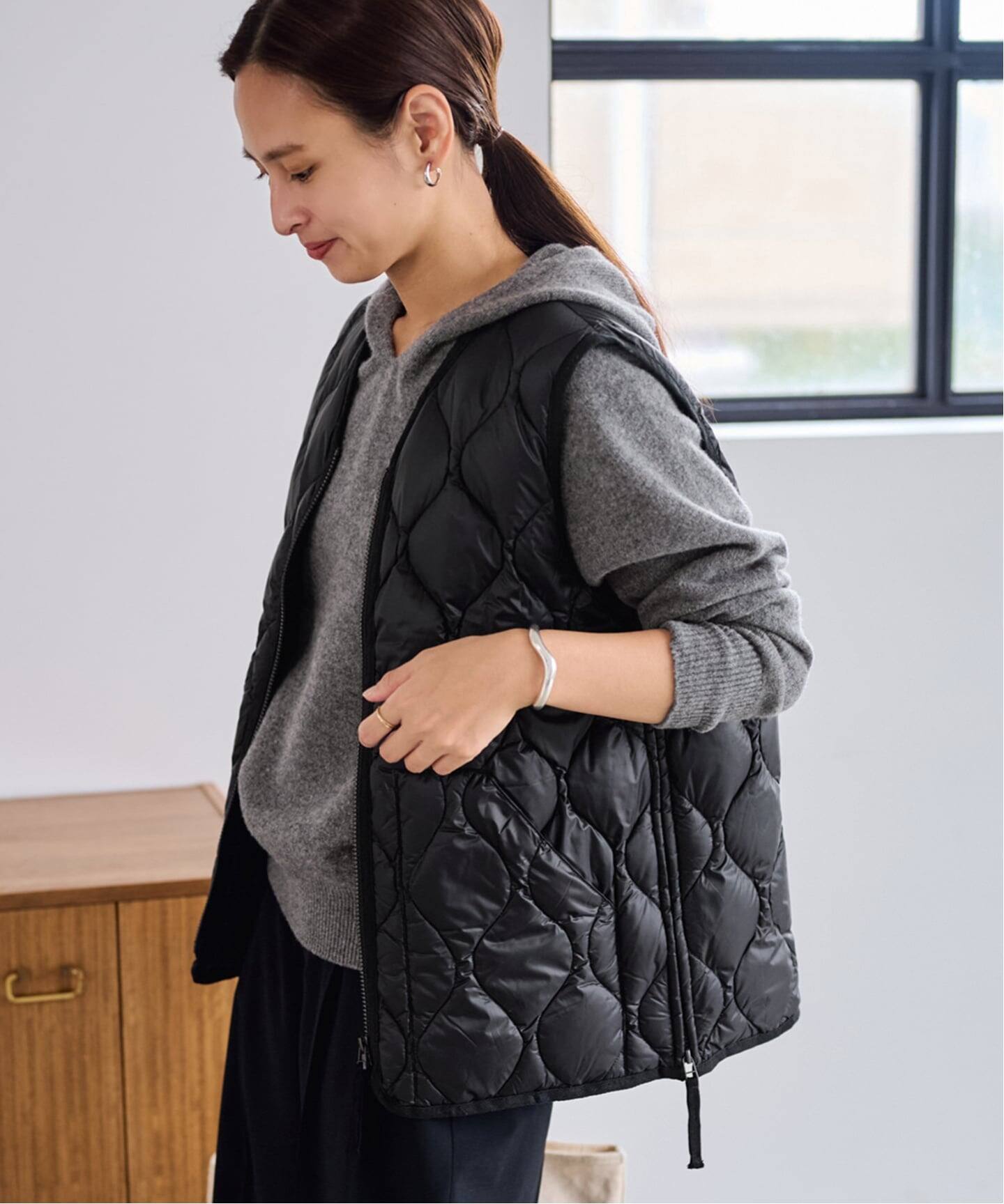 未使用級⭐️フレームワーク FRAMeWORK ダウンベスト ネイビー F FRAMeWORK - ①ダウンベスト (ネイビー) 中古 サイズ38 フレームワーク