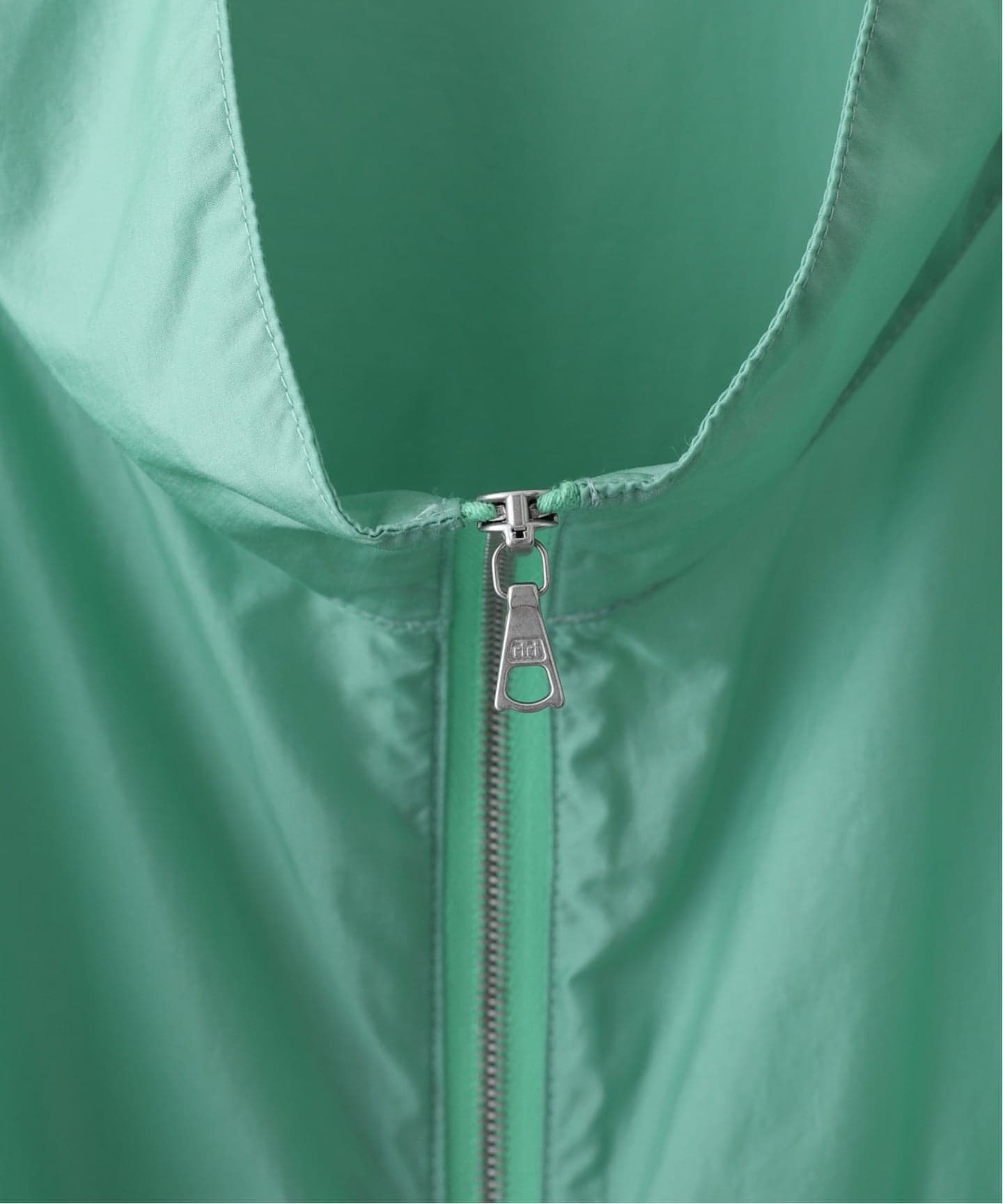 AURALEE | オーラリー LIGHT NYLON HALF ZIP P/O fit=scale-down,w=1200