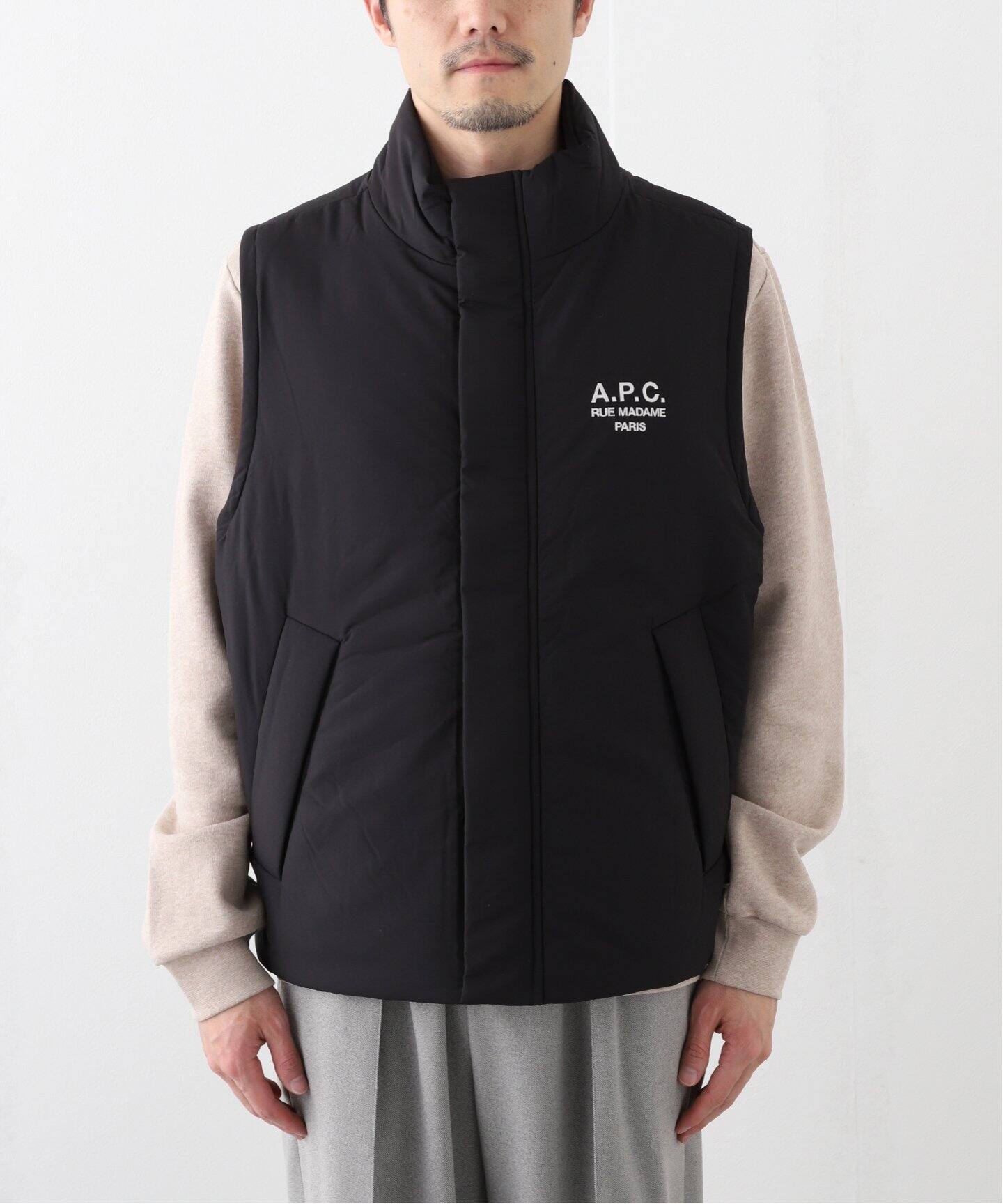 A.P.C. (アーペーセー) LUMIERE TECHNIQUE Raymond ベスト（ダウン 